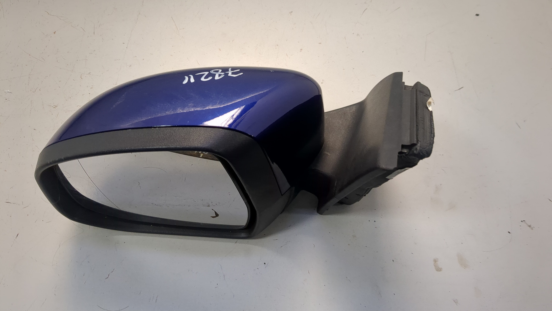 Зеркало левое электрическое