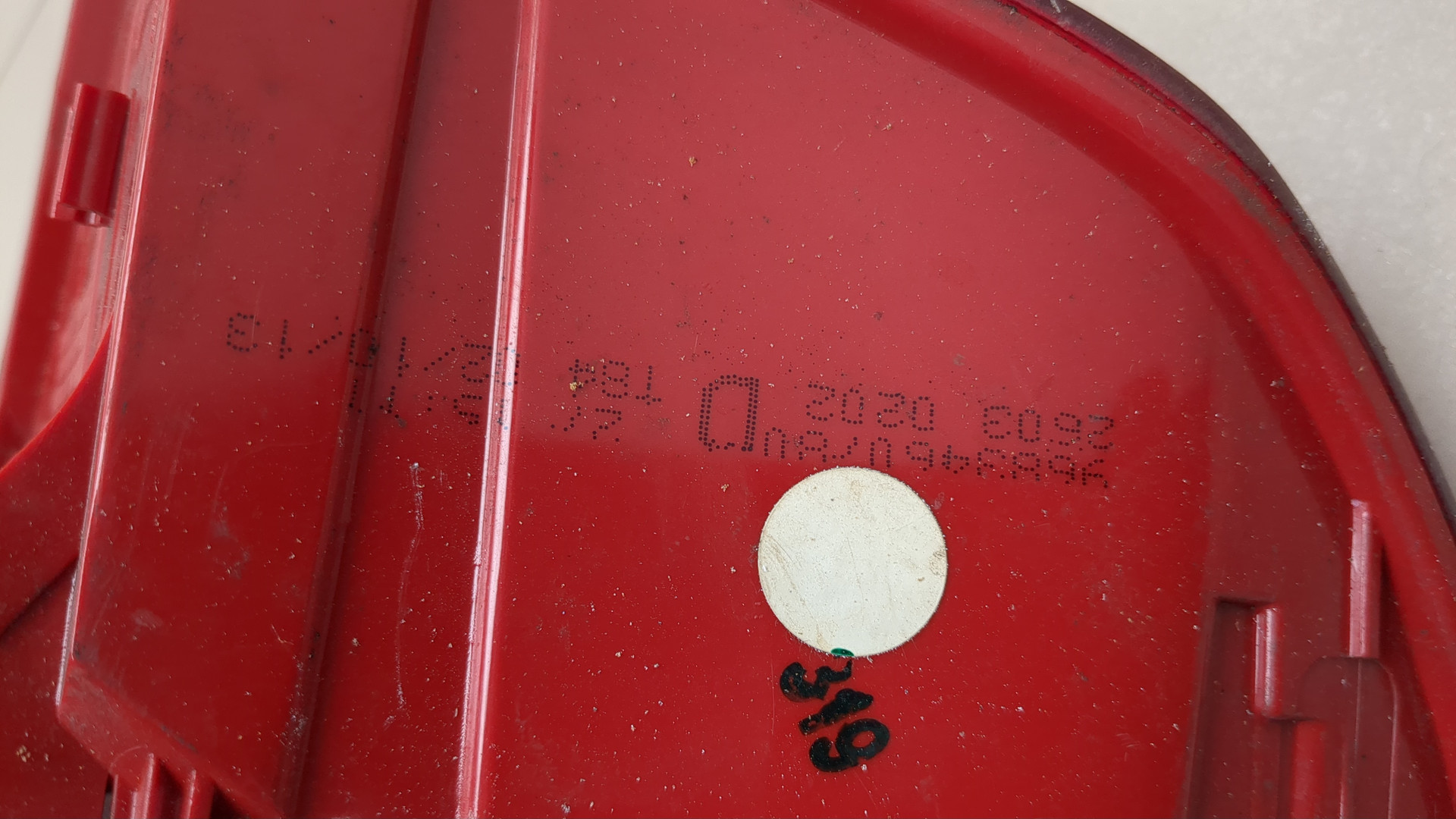 Фонарь задний правый