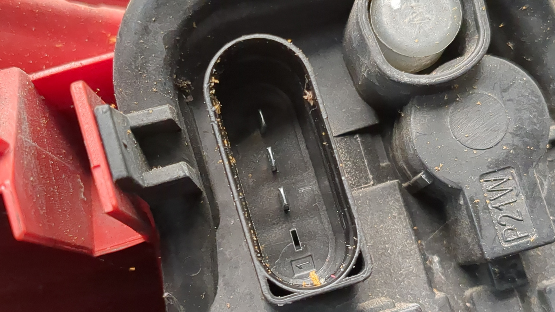 Фонарь задний правый