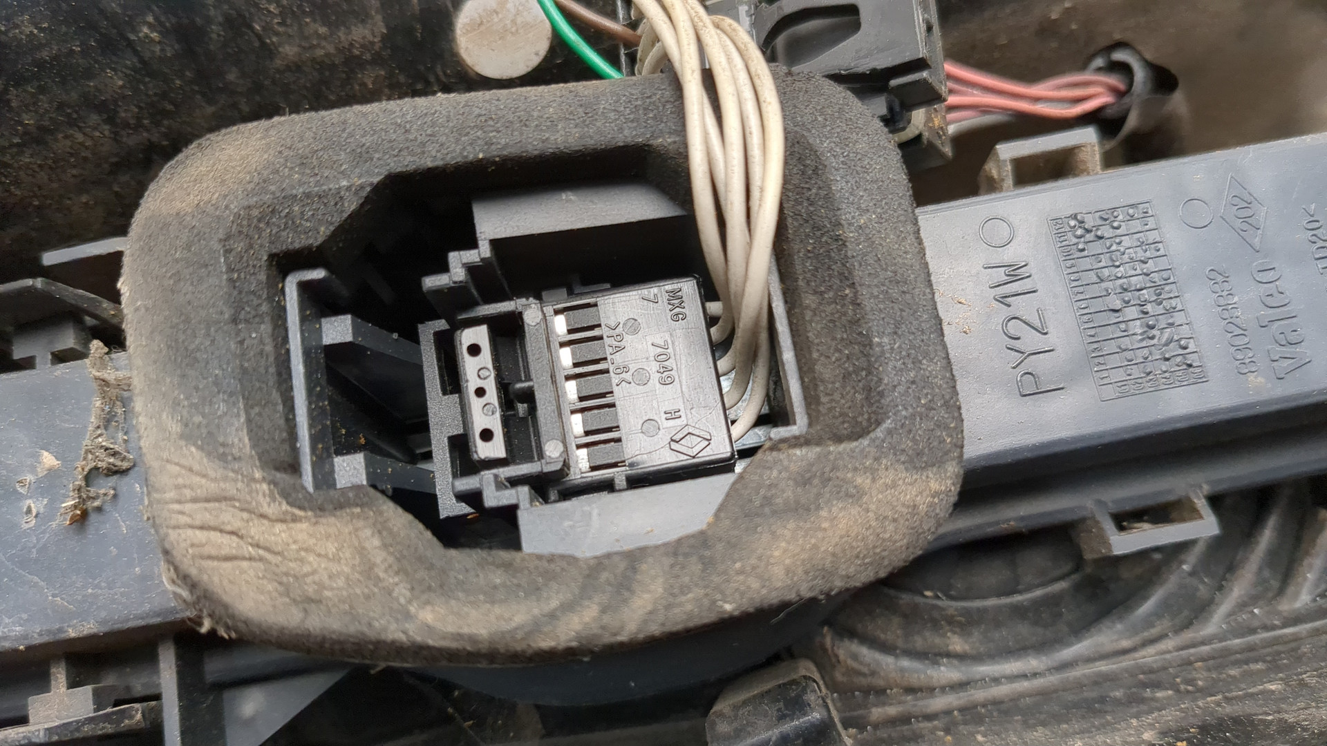 Фонарь задний правый