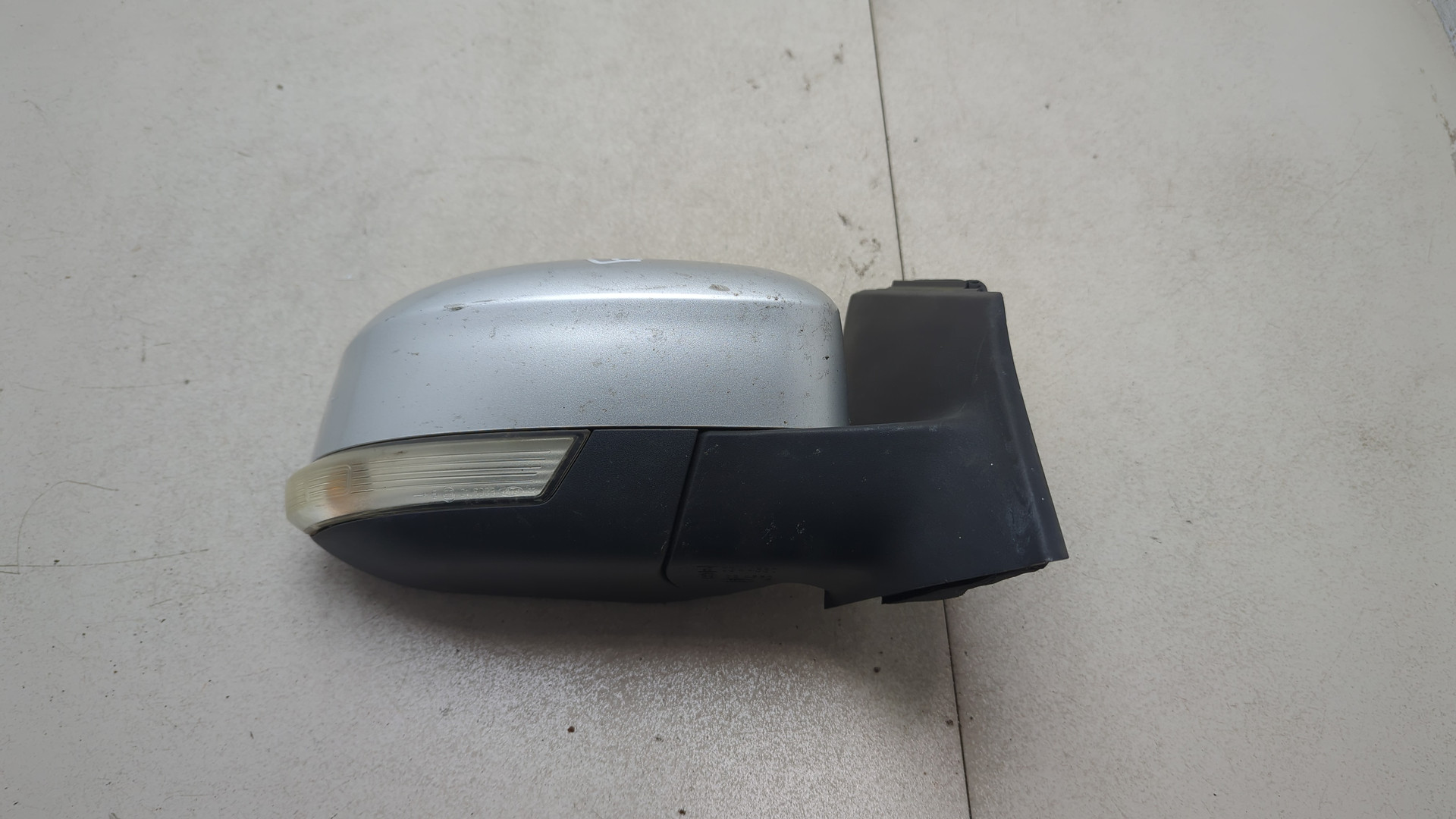 Зеркало правое электрическое