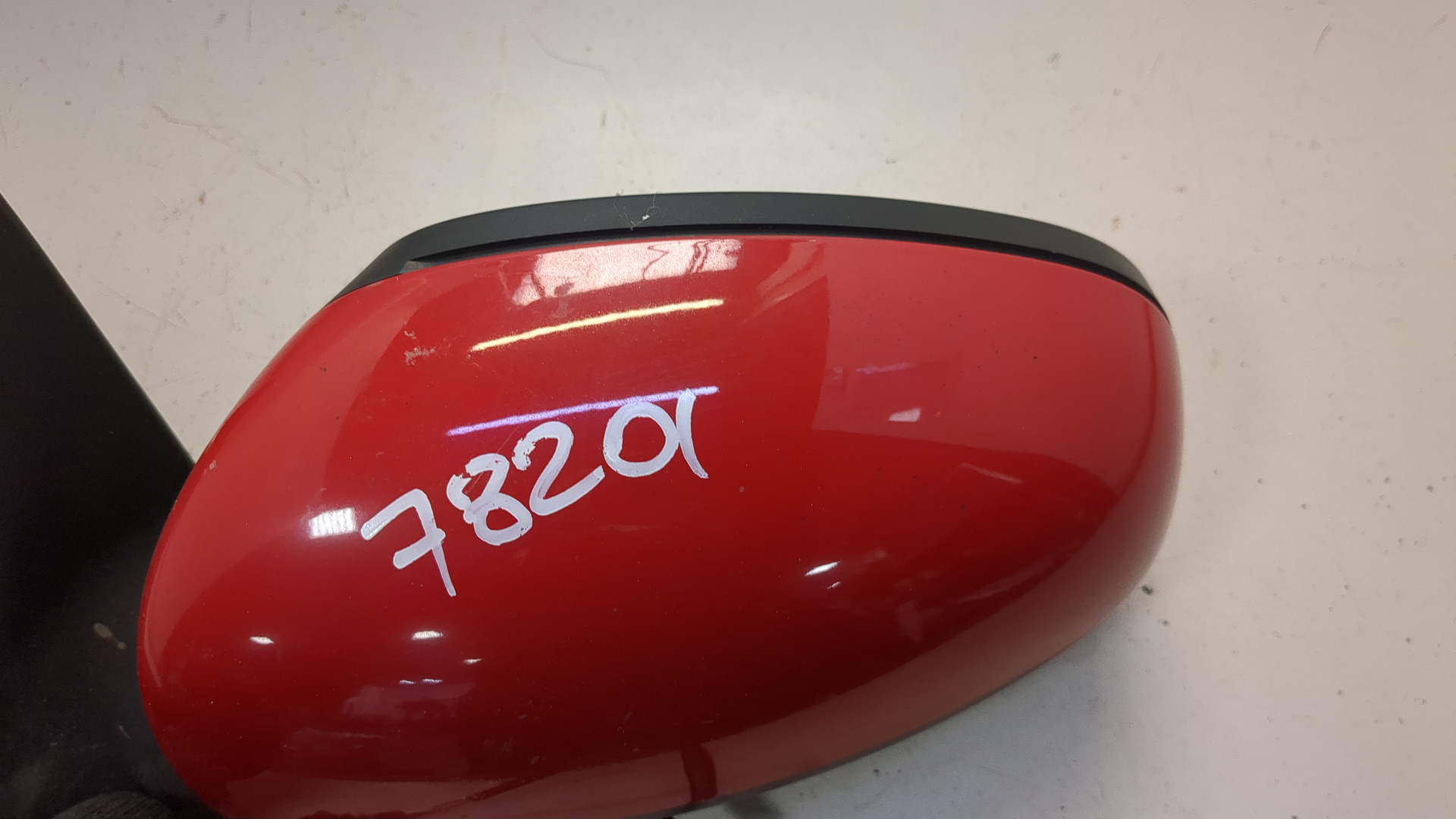 Зеркало левое электрическое