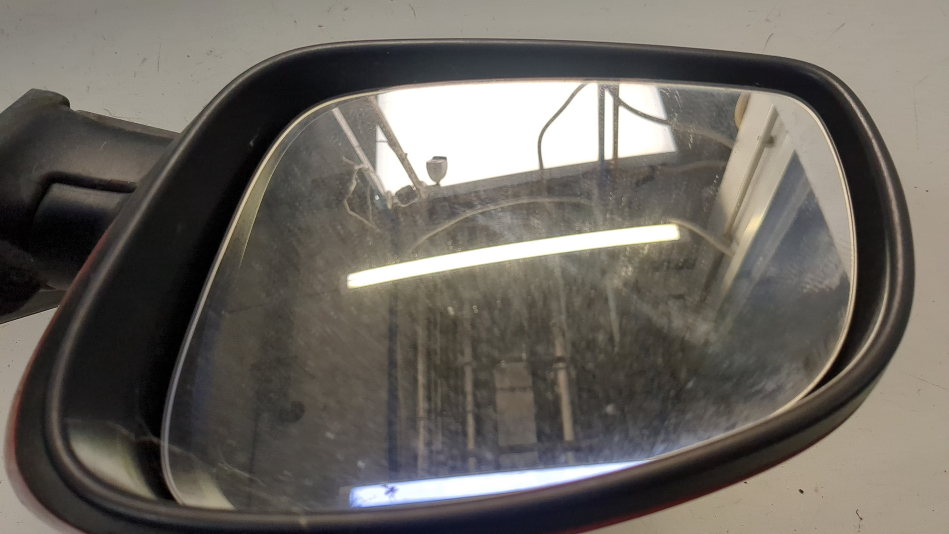 Зеркало левое электрическое