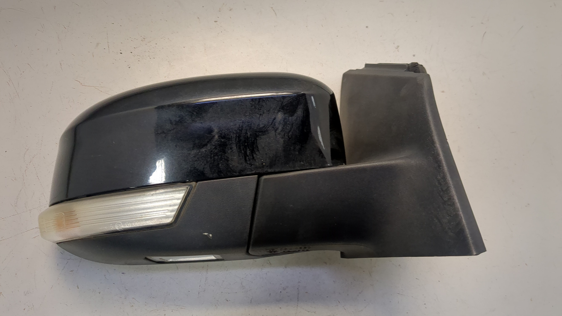 Зеркало правое электрическое