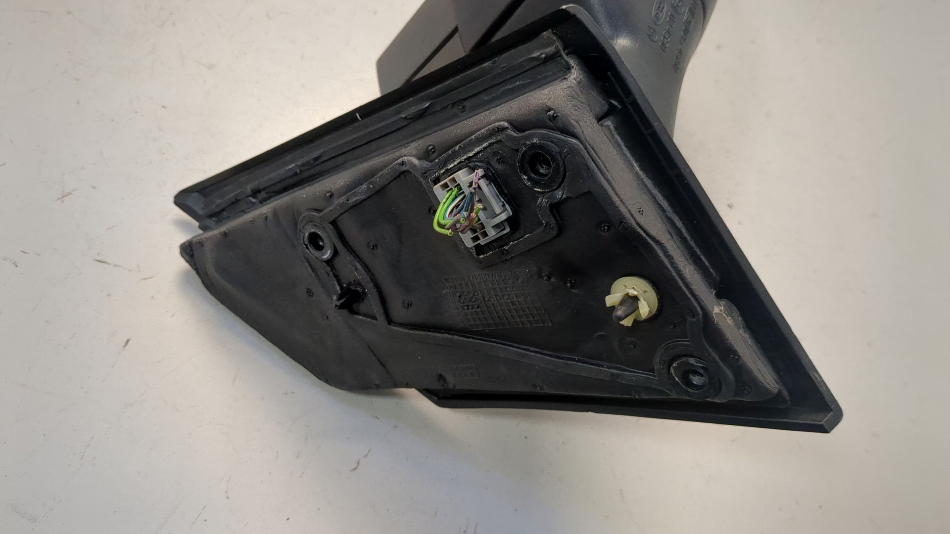 Зеркало правое электрическое