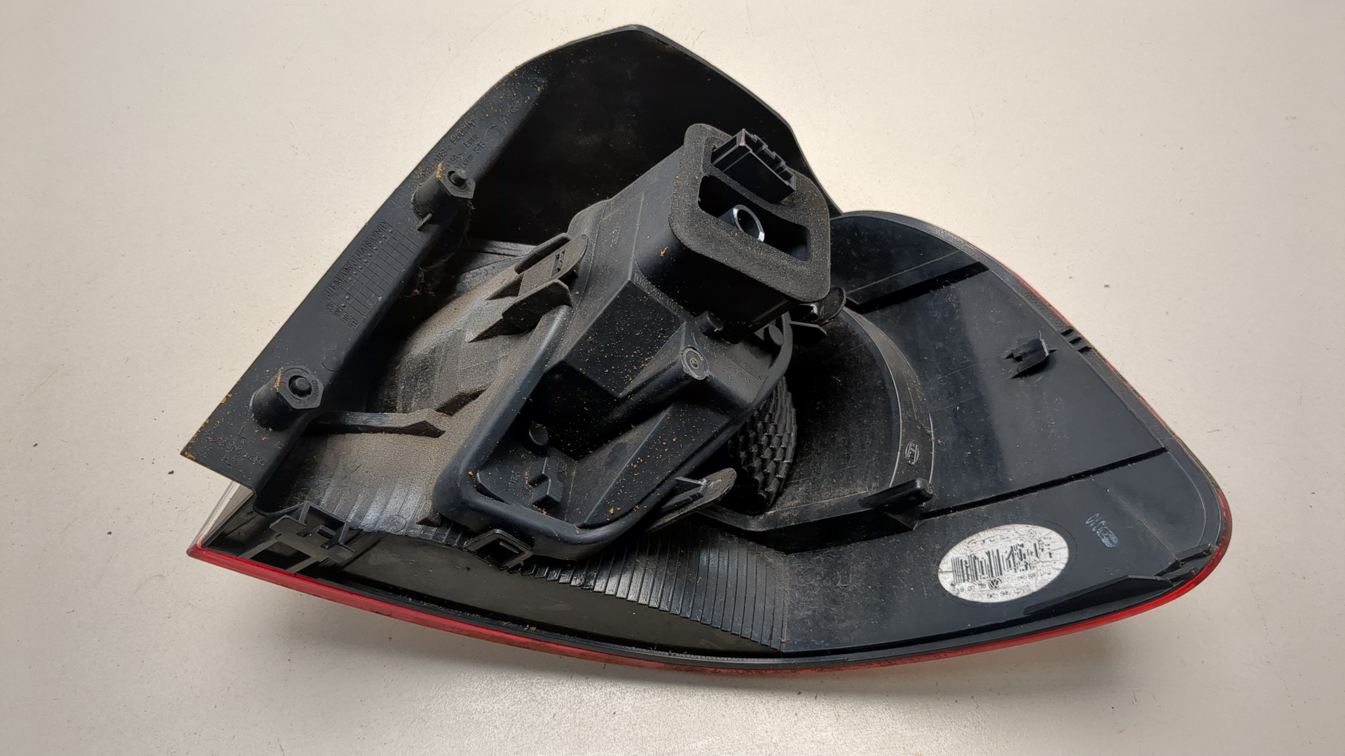 Фонарь задний левый