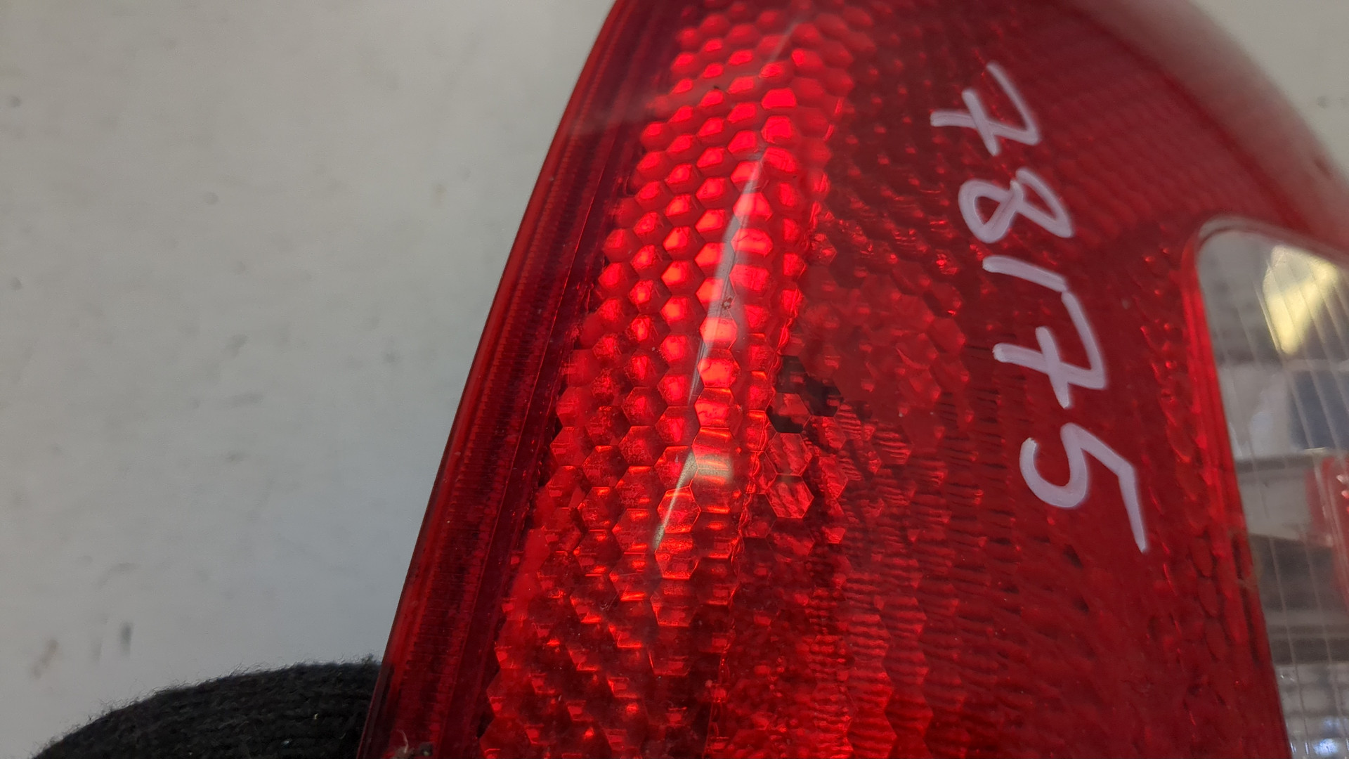 Фонарь задний левый