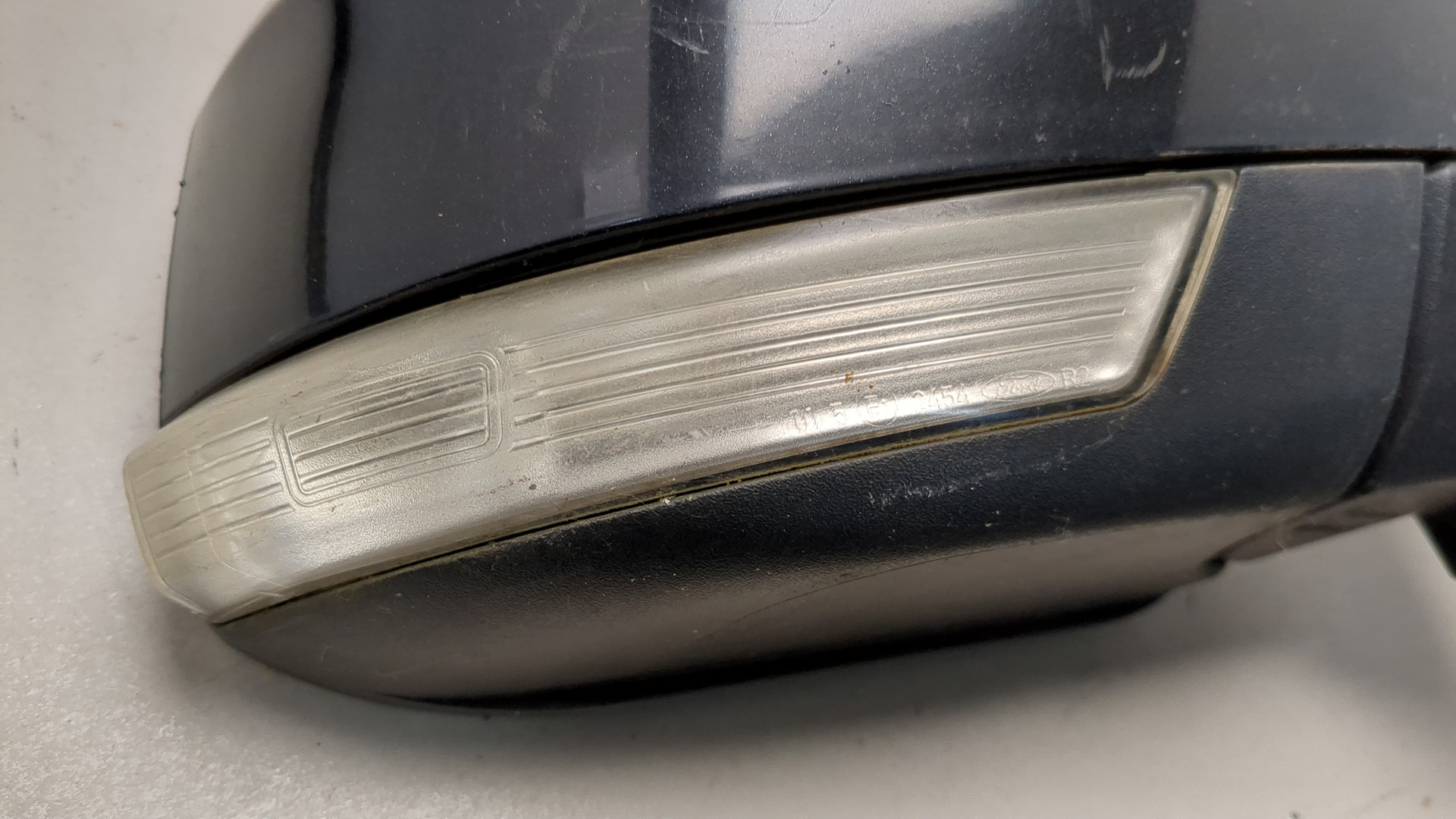 Зеркало правое электрическое