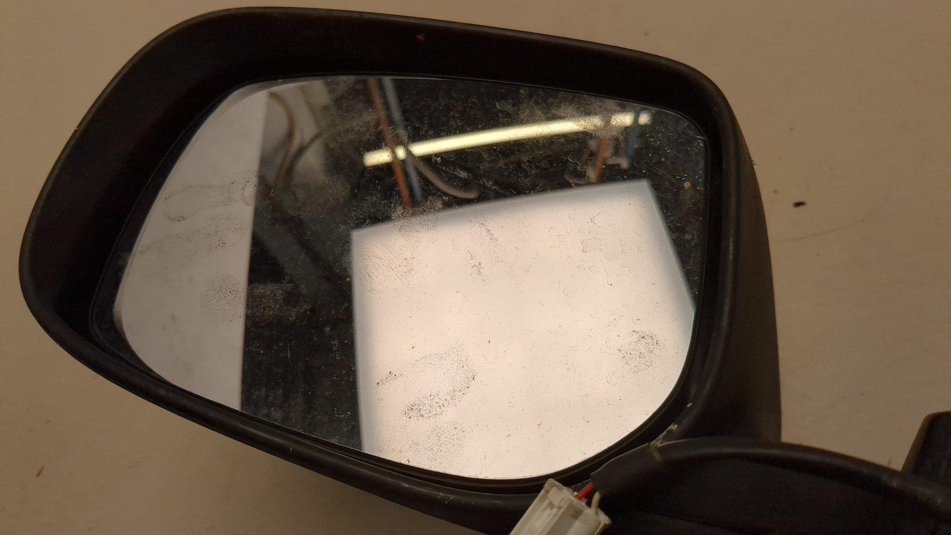 Зеркало левое электрическое