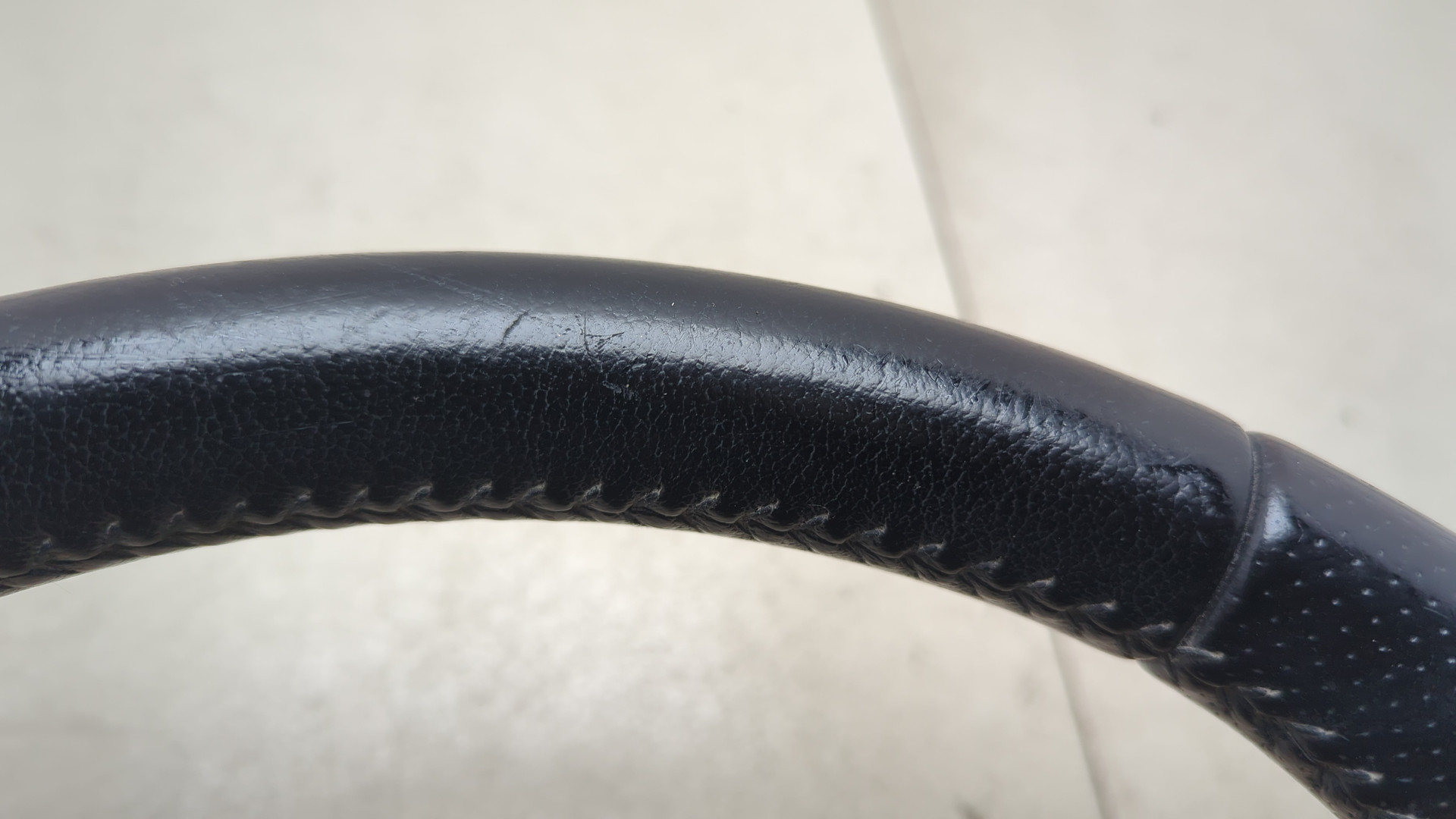 Рулевое колесо (руль)