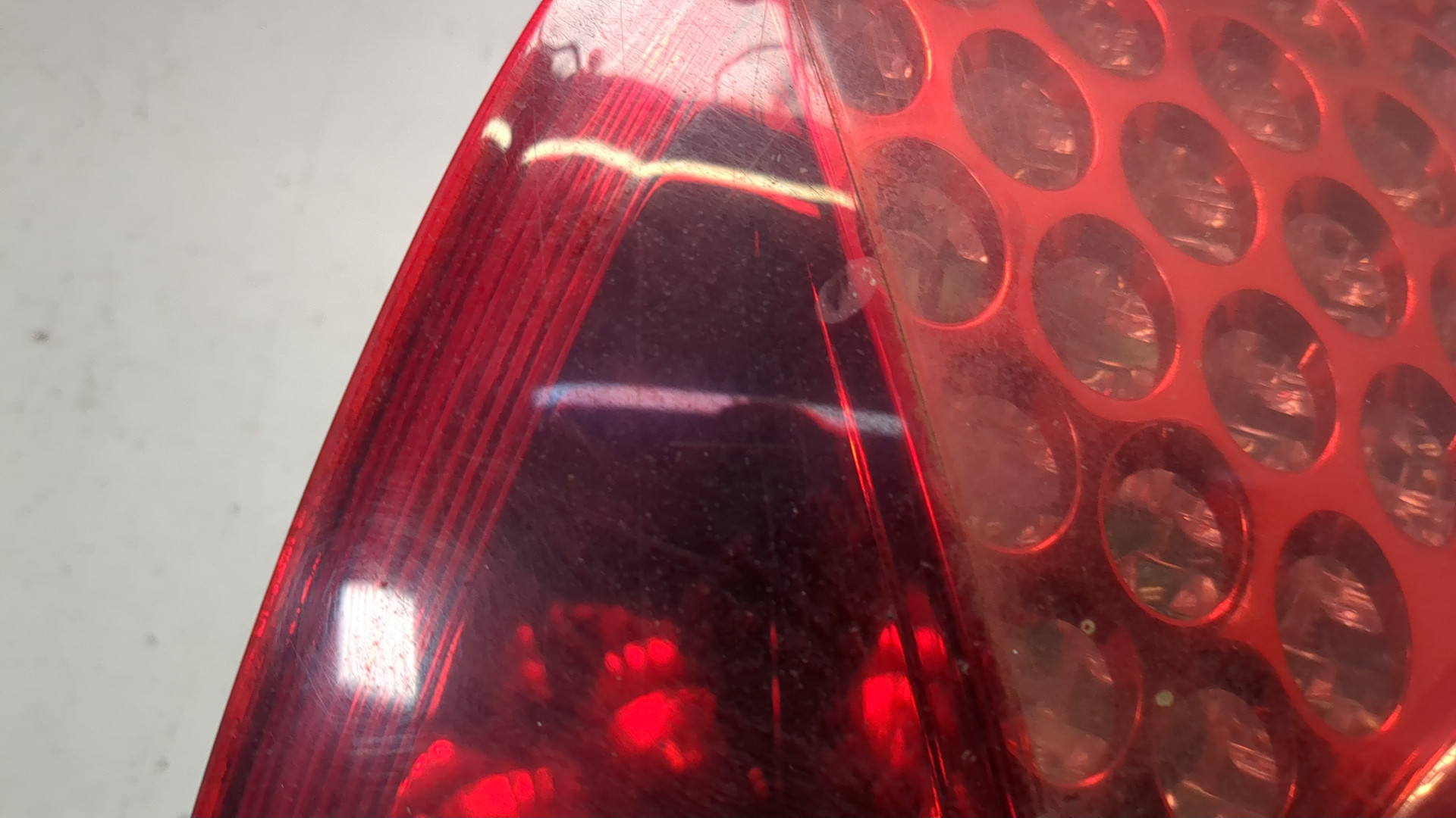 Фонарь задний левый