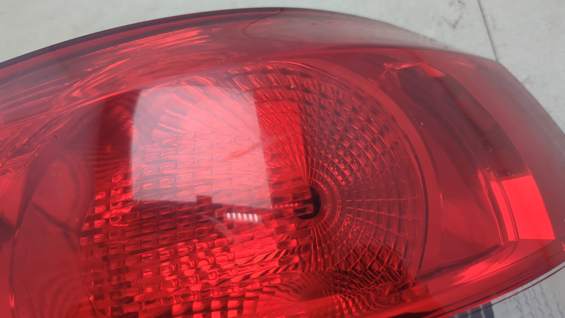 Фонарь задний правый