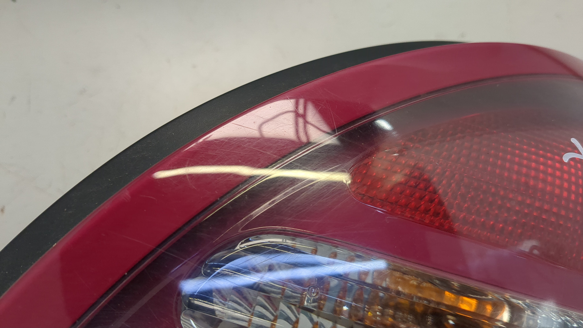 Фонарь задний правый