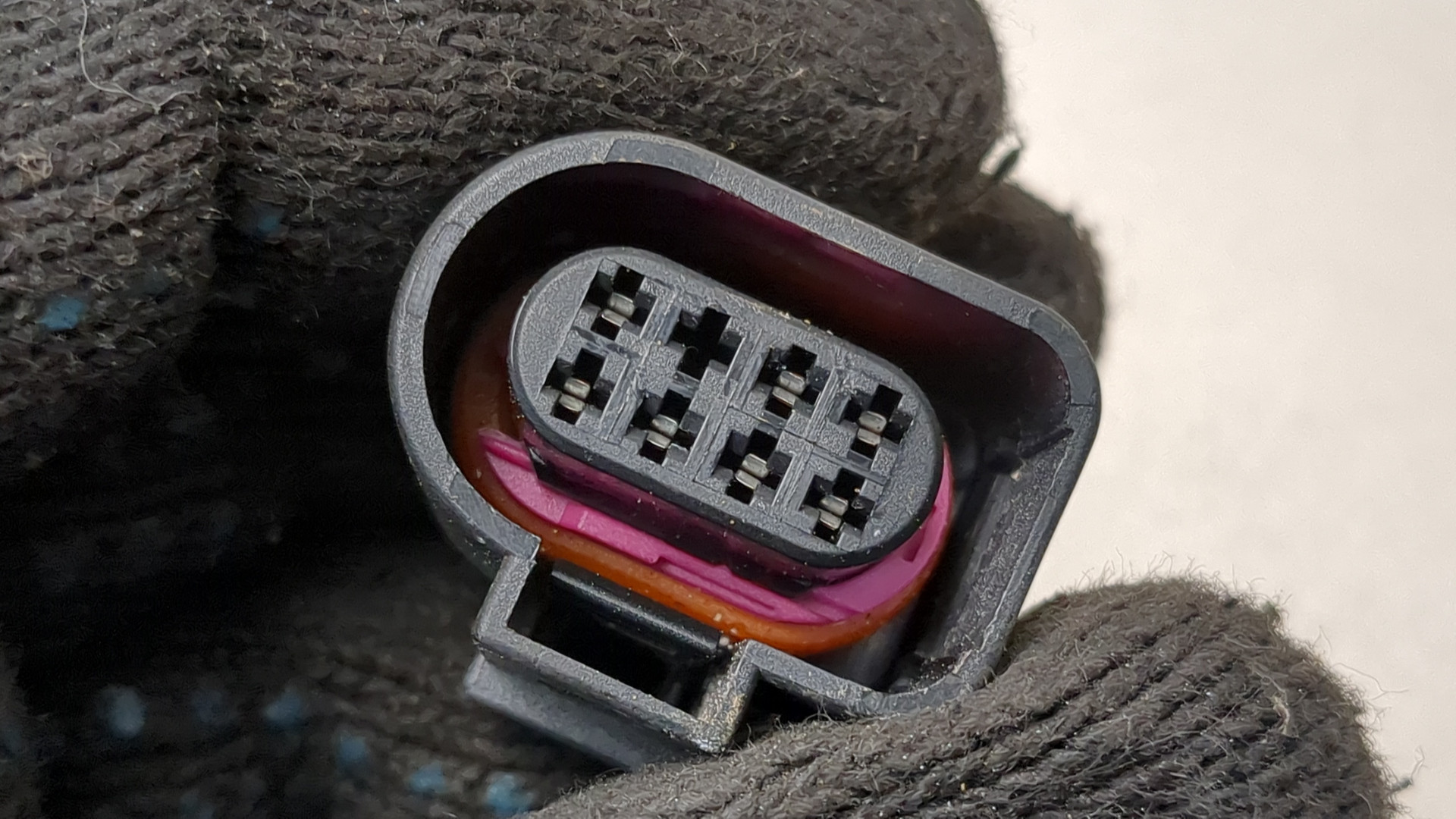 Зеркало правое электрическое