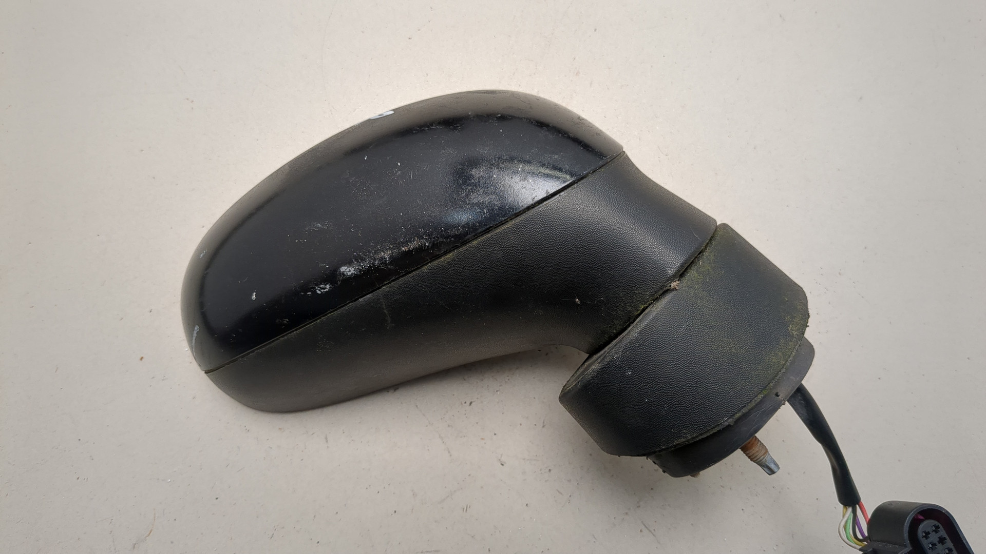 Зеркало правое электрическое