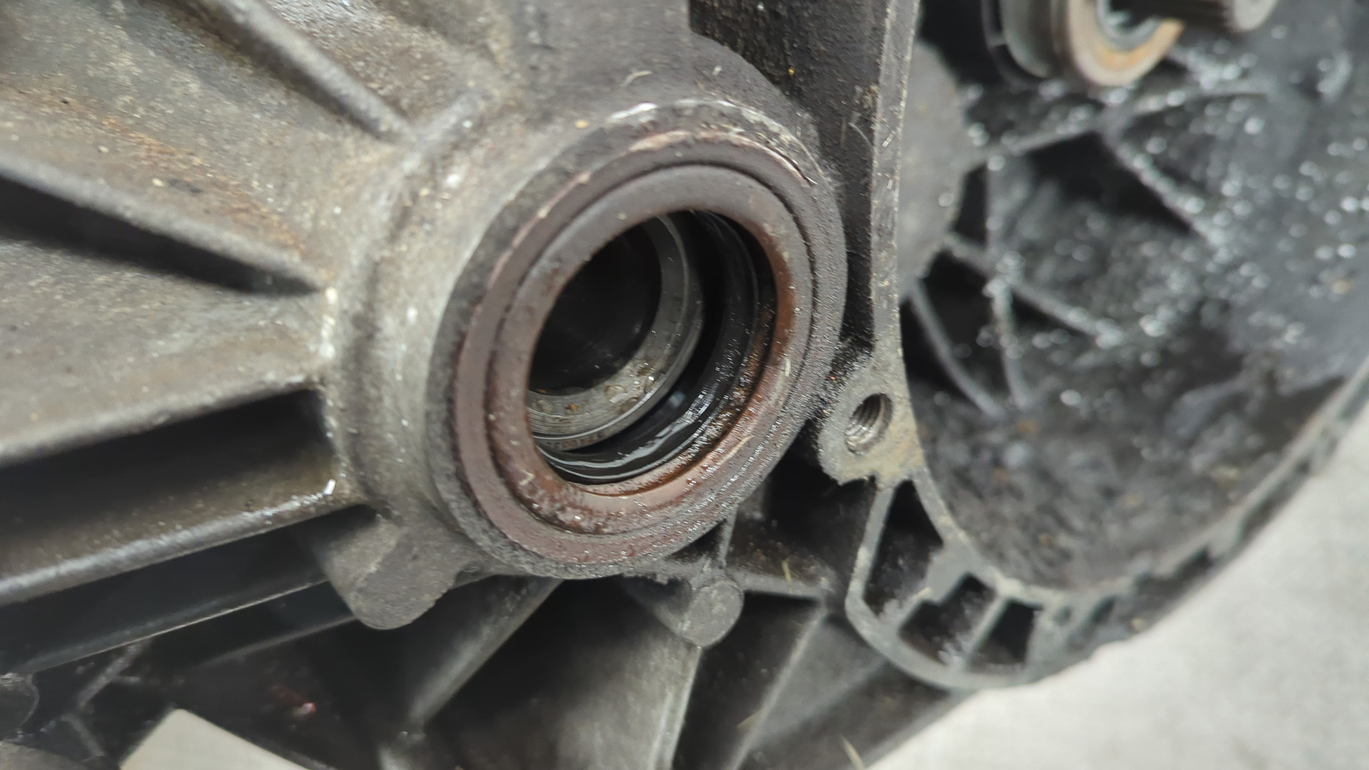 МКПП (механическая коробка переключения передач)