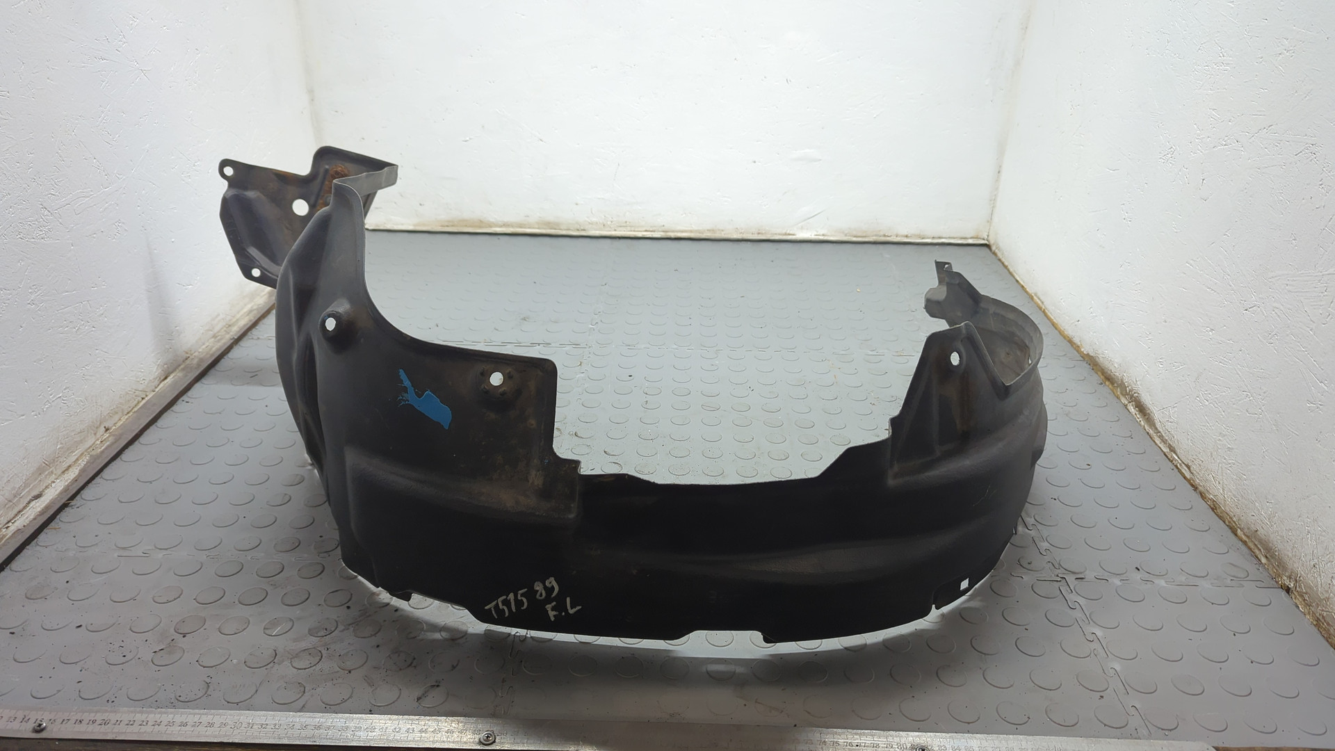 Локер передний левый