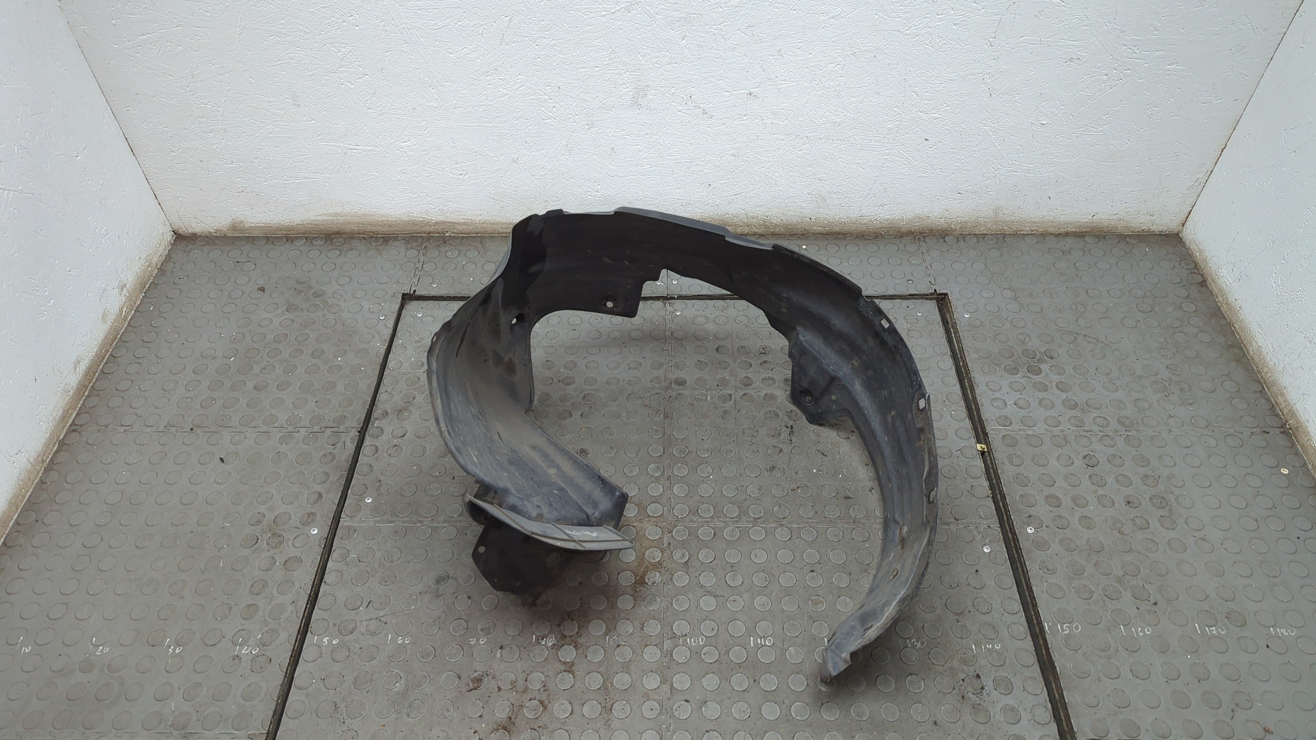 Локер передний левый