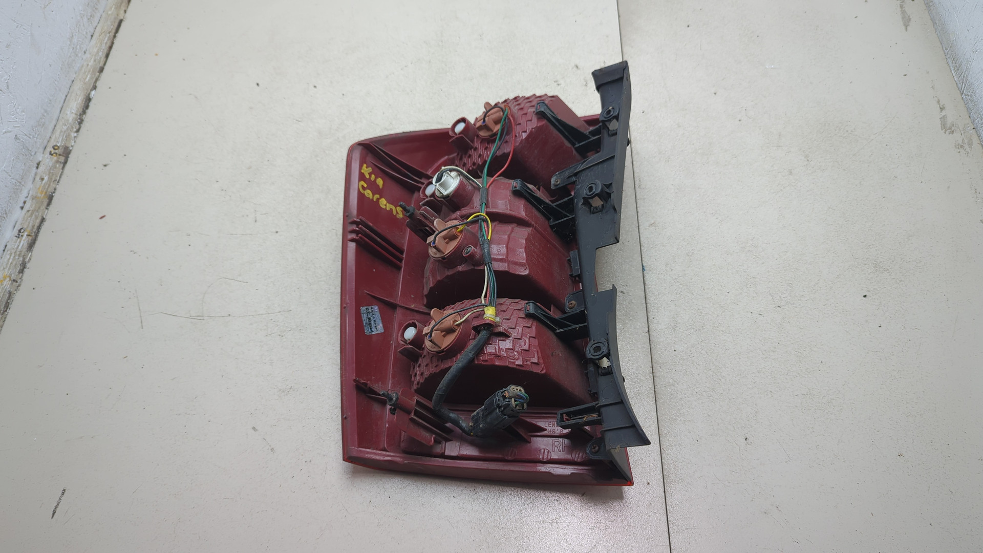 Фонарь задний правый