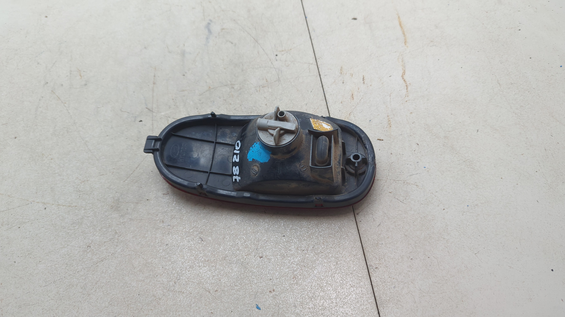 Фара противотуманная левая