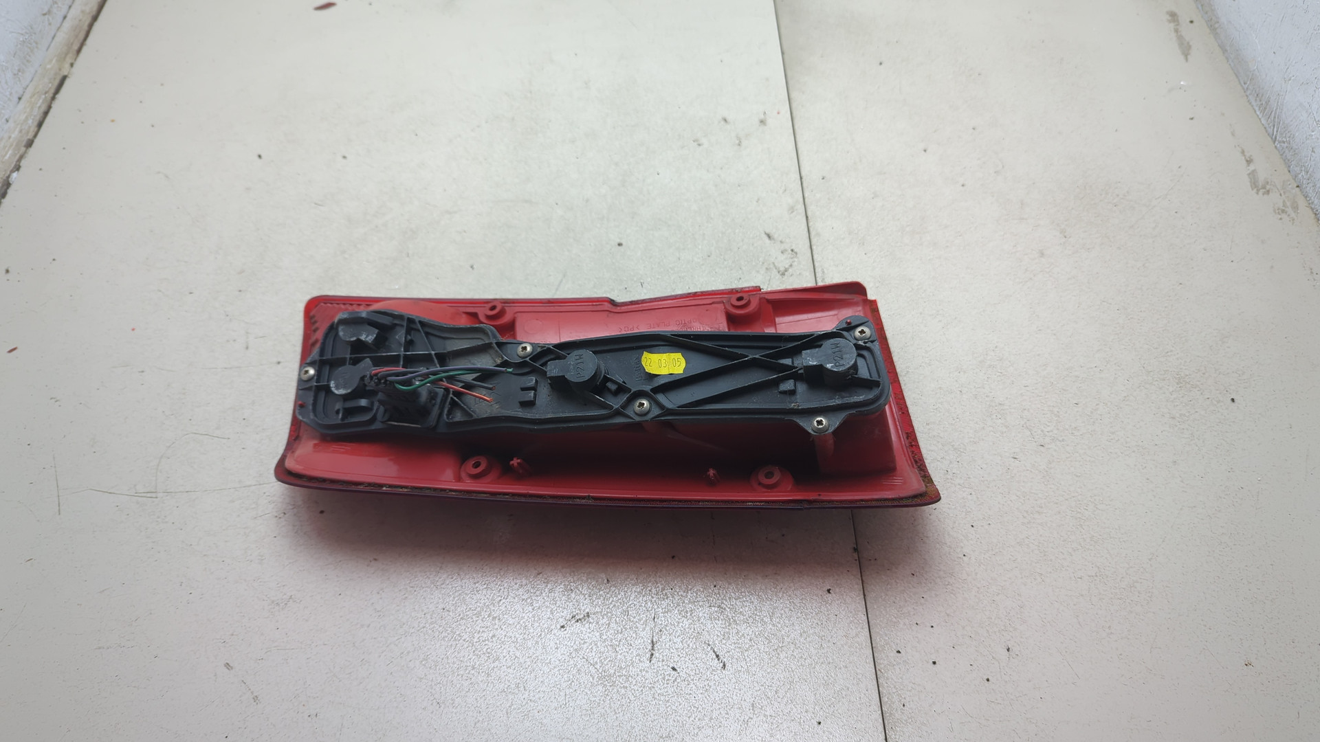 Фонарь задний правый