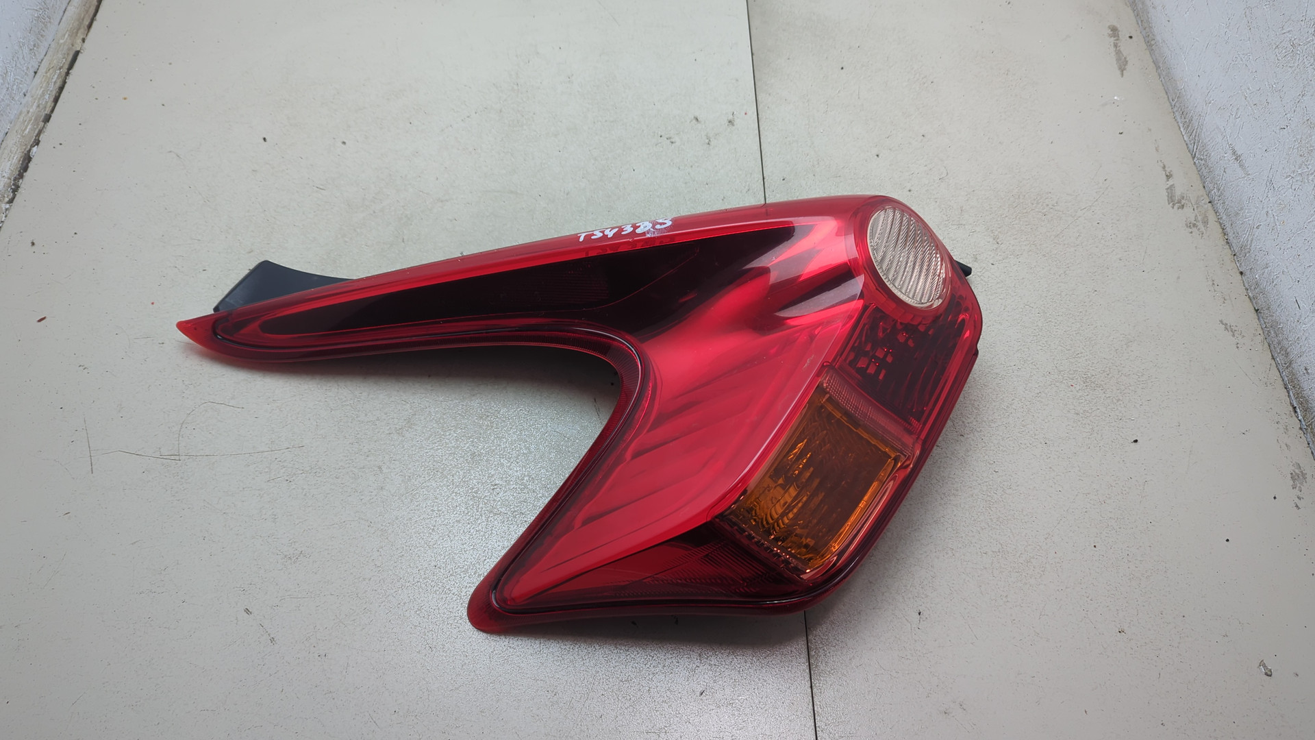 Фонарь задний левый