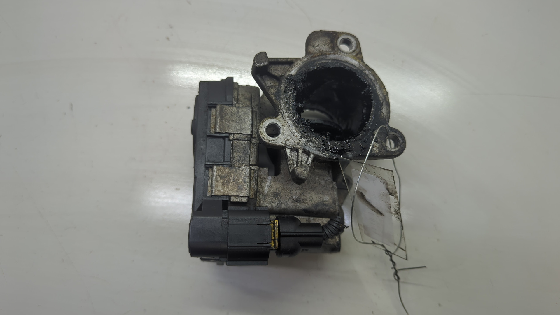 Заслонка дроссельная электрическая