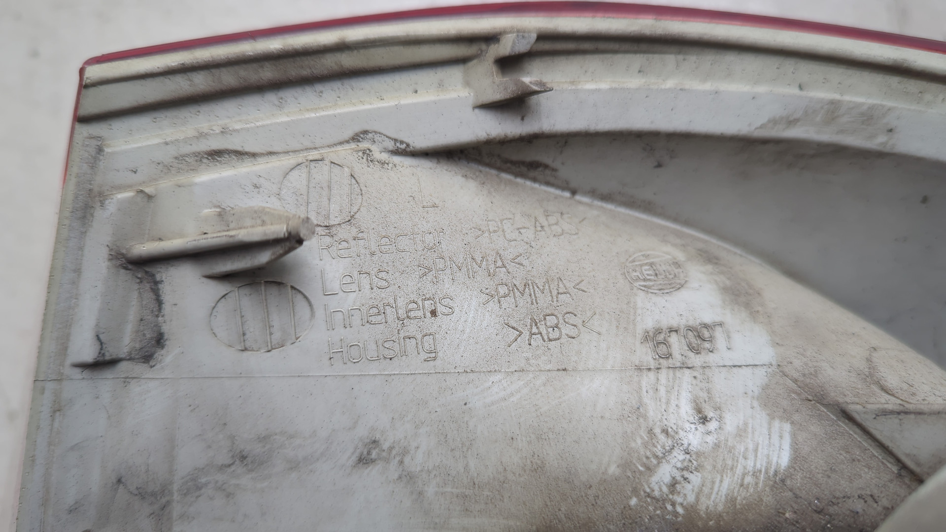 Фонарь задний левый