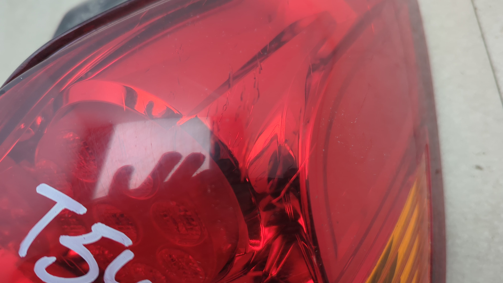 Фонарь задний правый