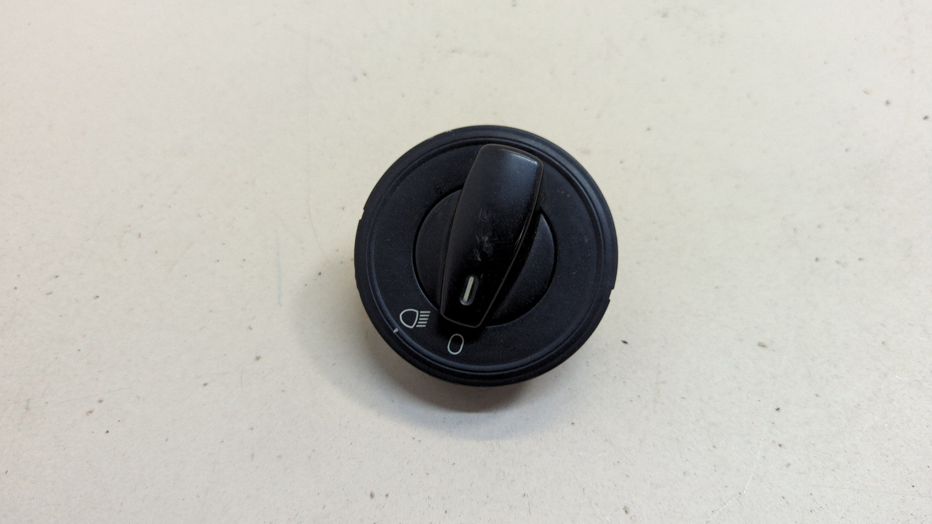 Переключатель света фар