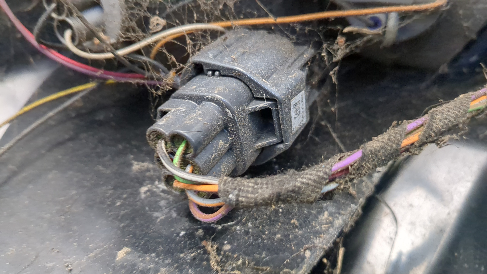 Фонарь задний левый