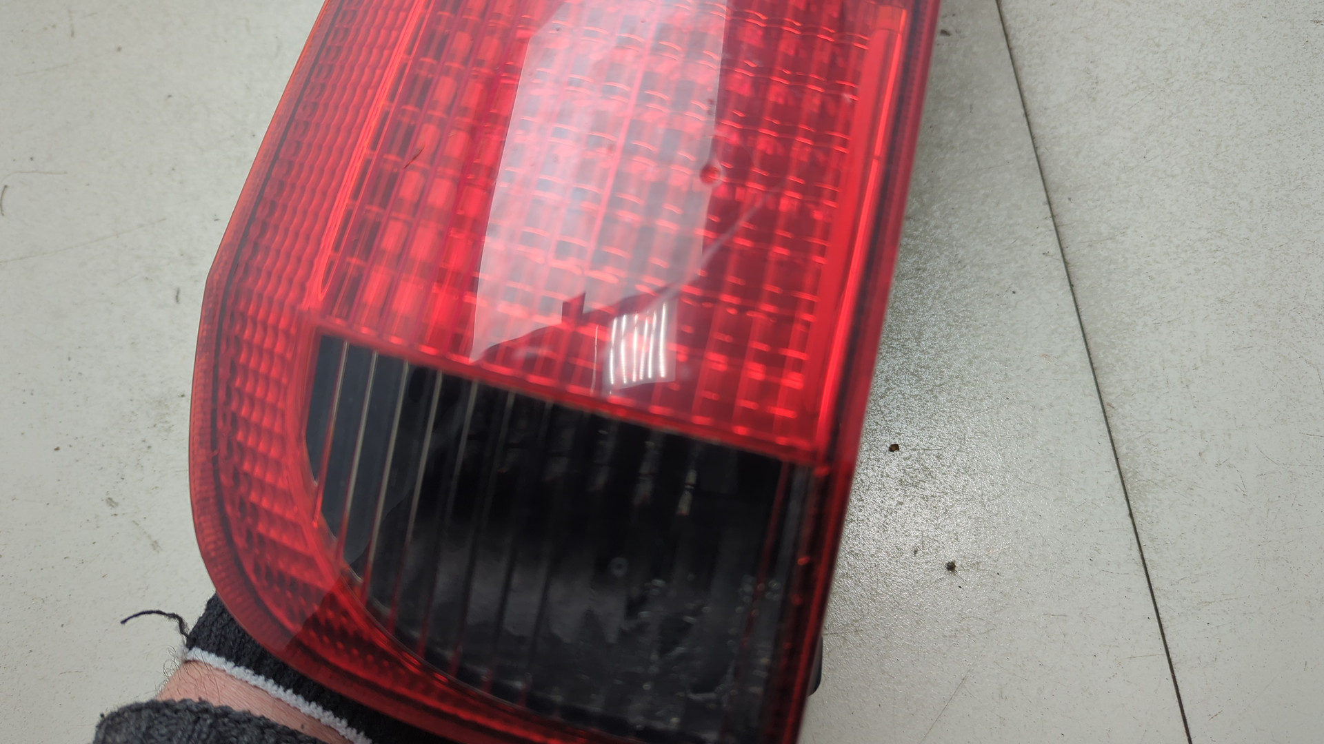 Фонарь задний левый