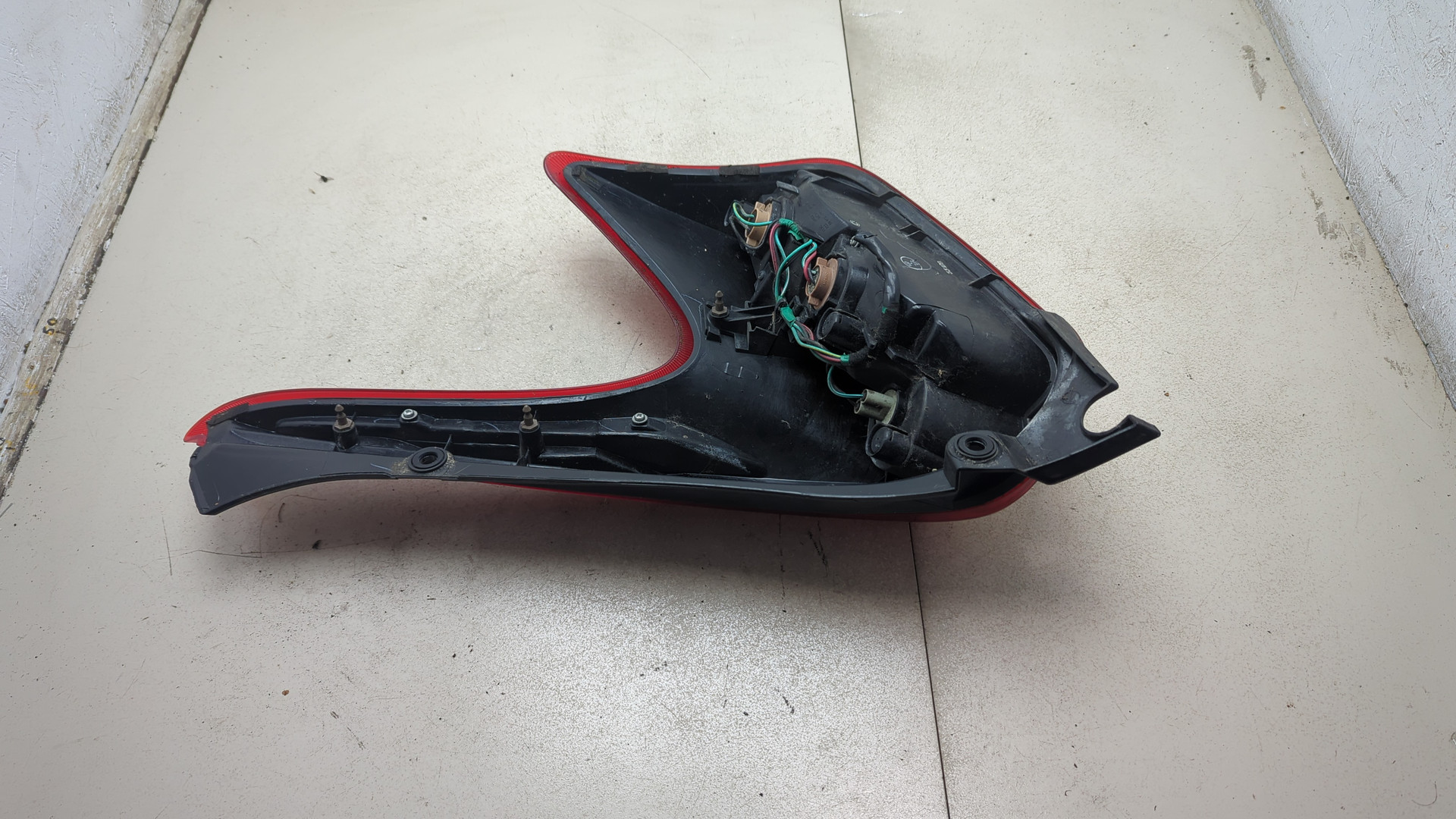 Фонарь задний левый