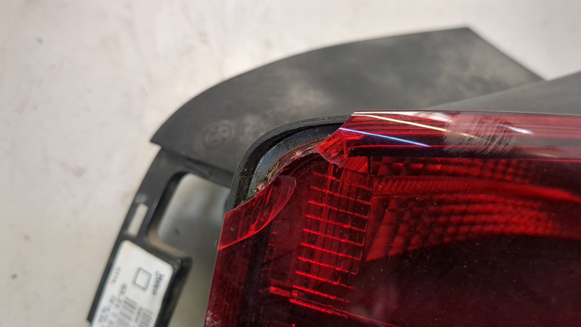 Фонарь задний правый