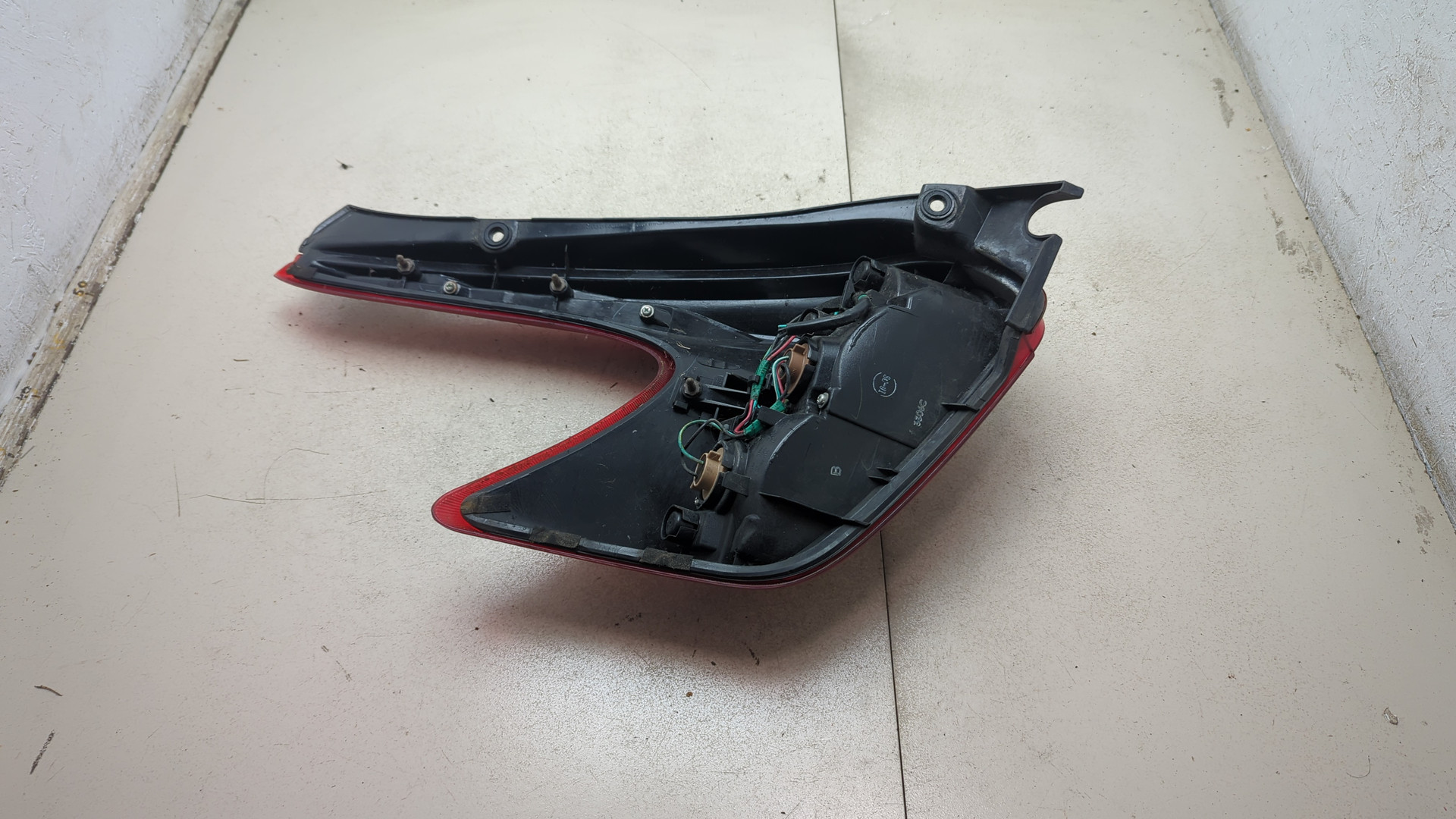 Фонарь задний правый