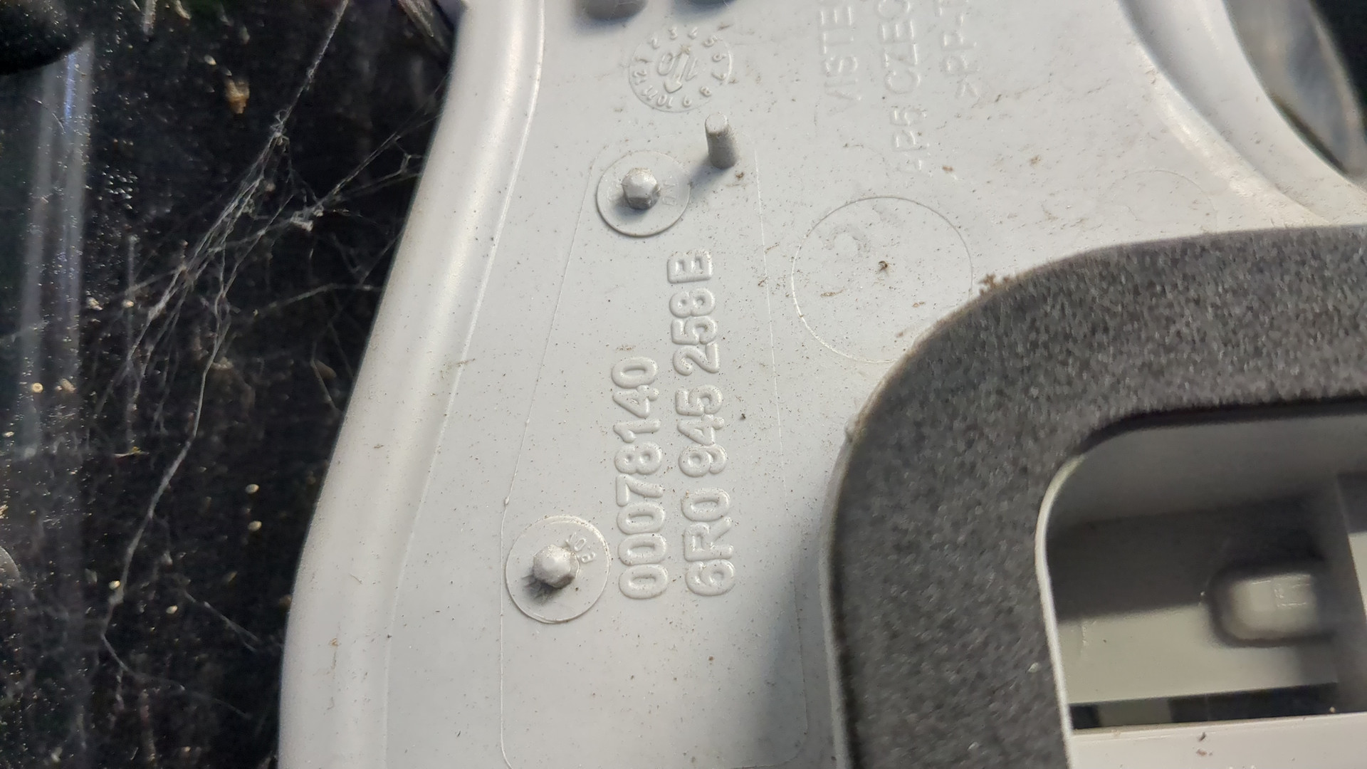 Фонарь задний правый