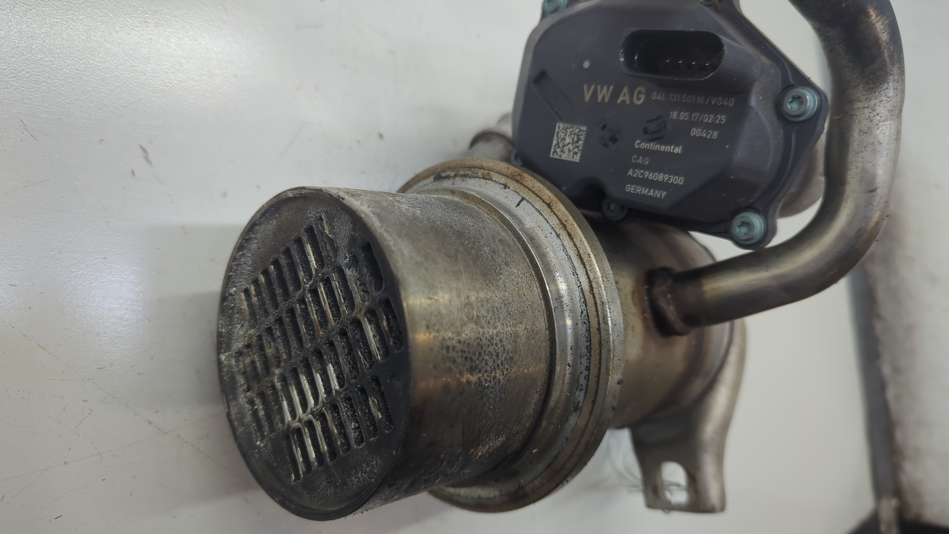 Тройник вентиляции картерных газов