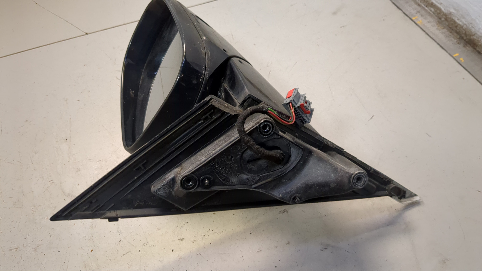 Зеркало правое электрическое