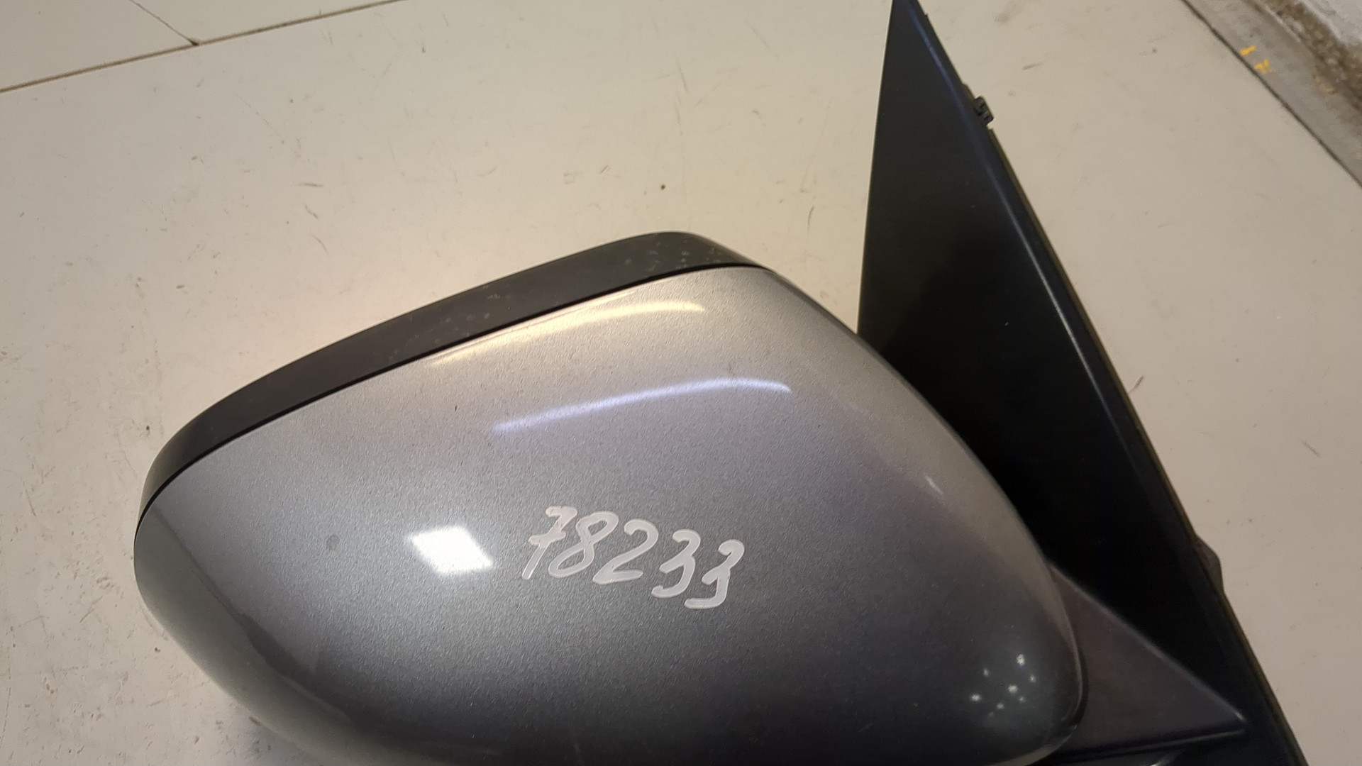 Зеркало правое электрическое