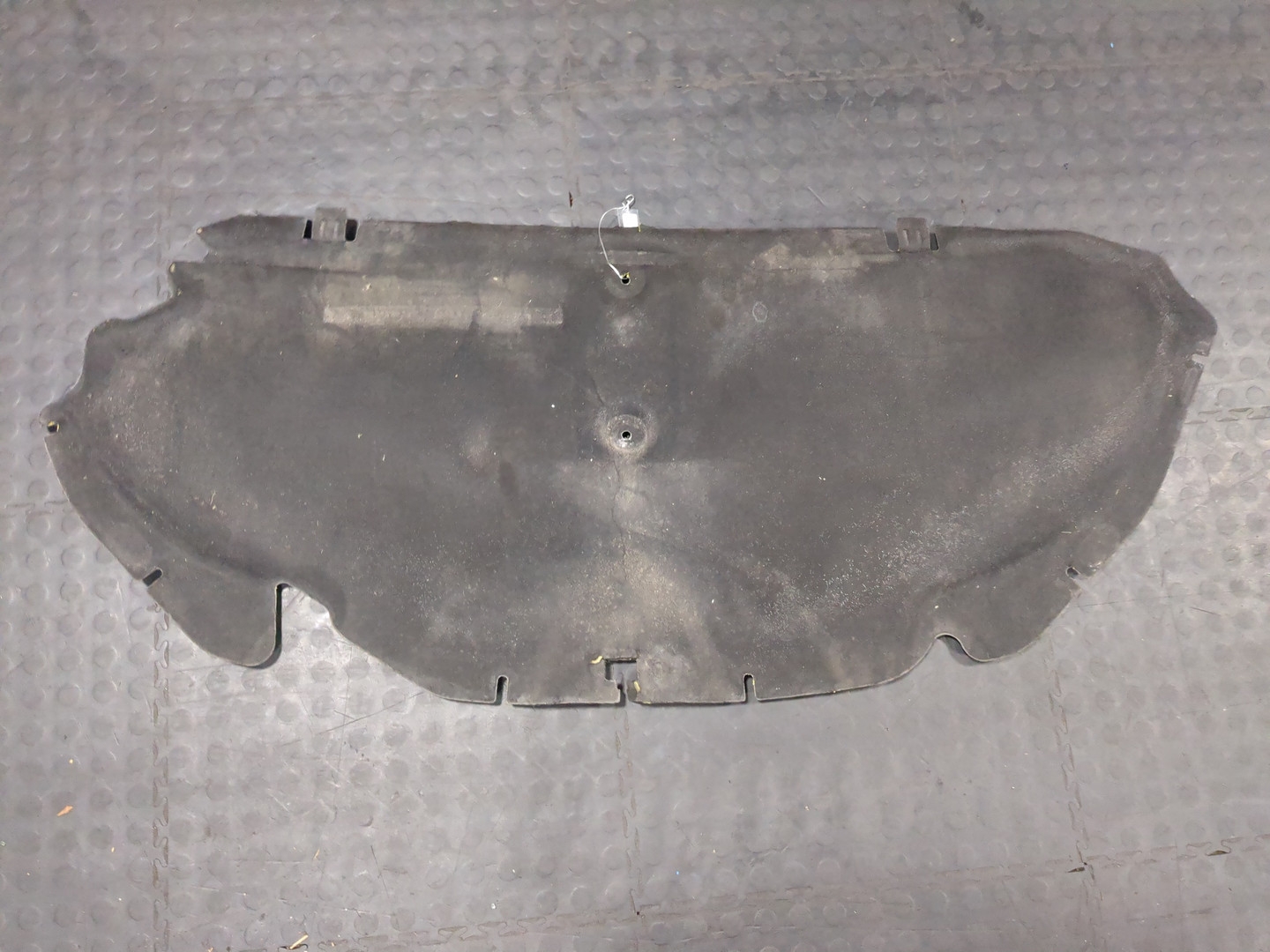 Шумоизоляция капота