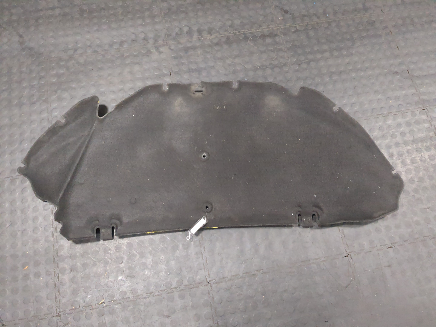 Шумоизоляция капота