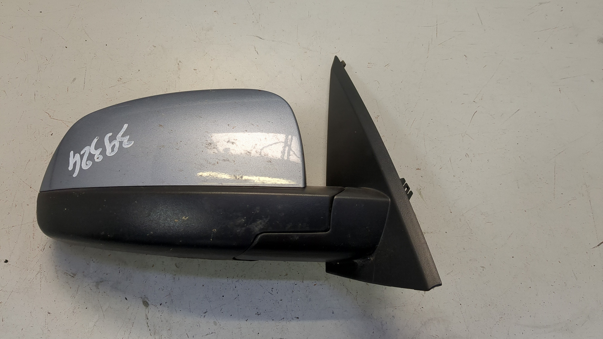 Зеркало правое электрическое