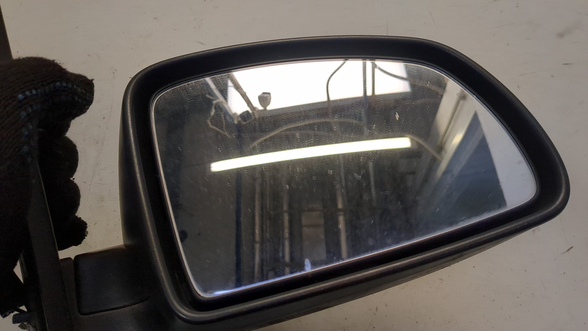 Зеркало правое электрическое