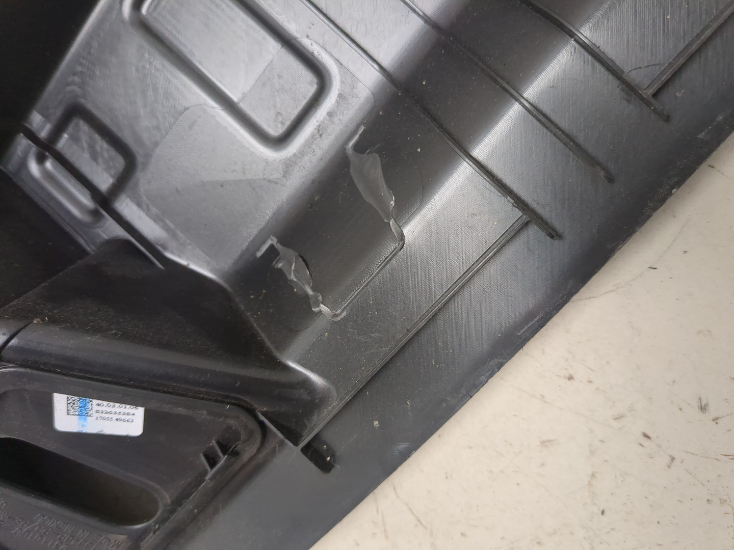 Обшивка багажника