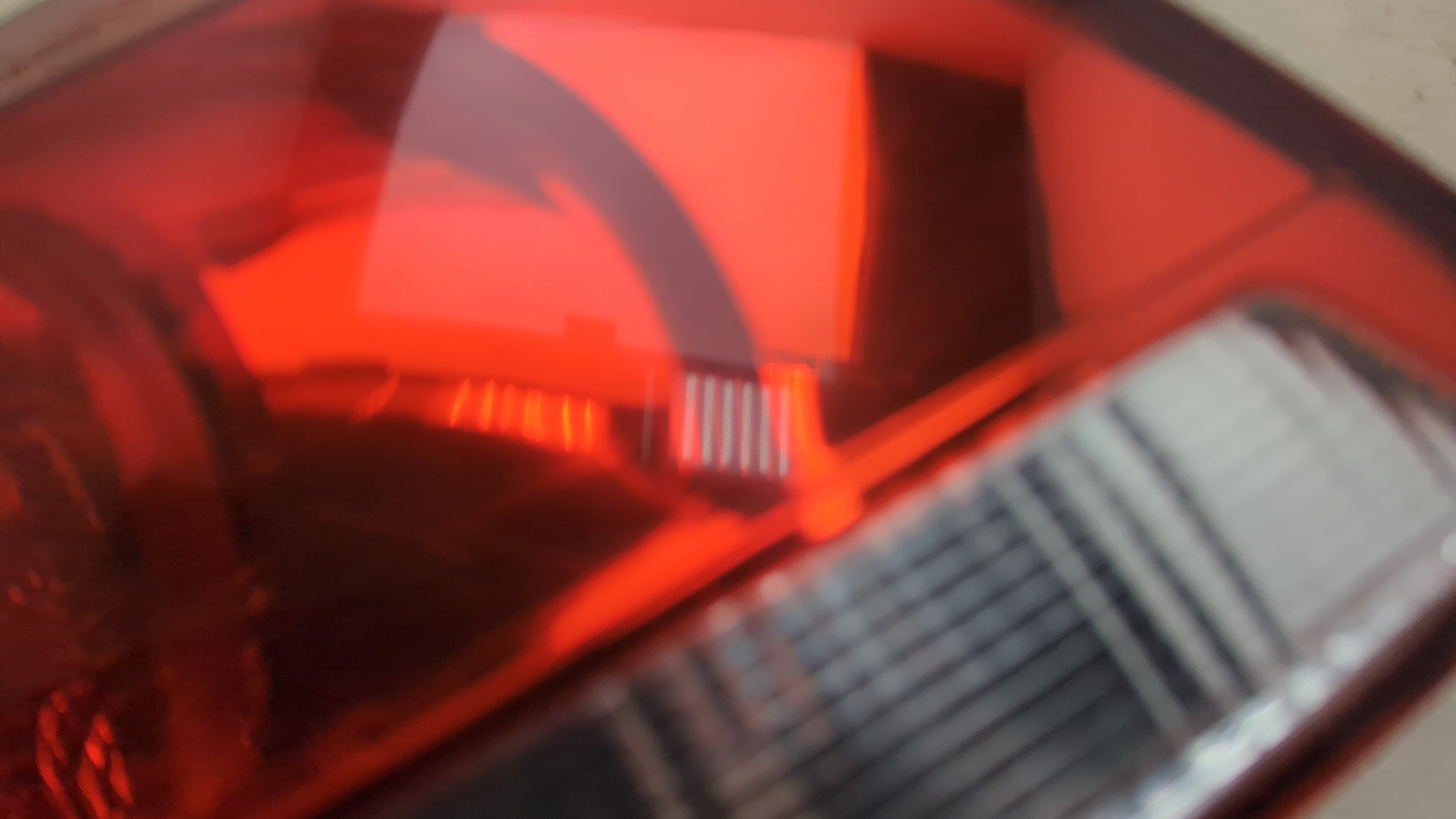 Фонарь задний правый