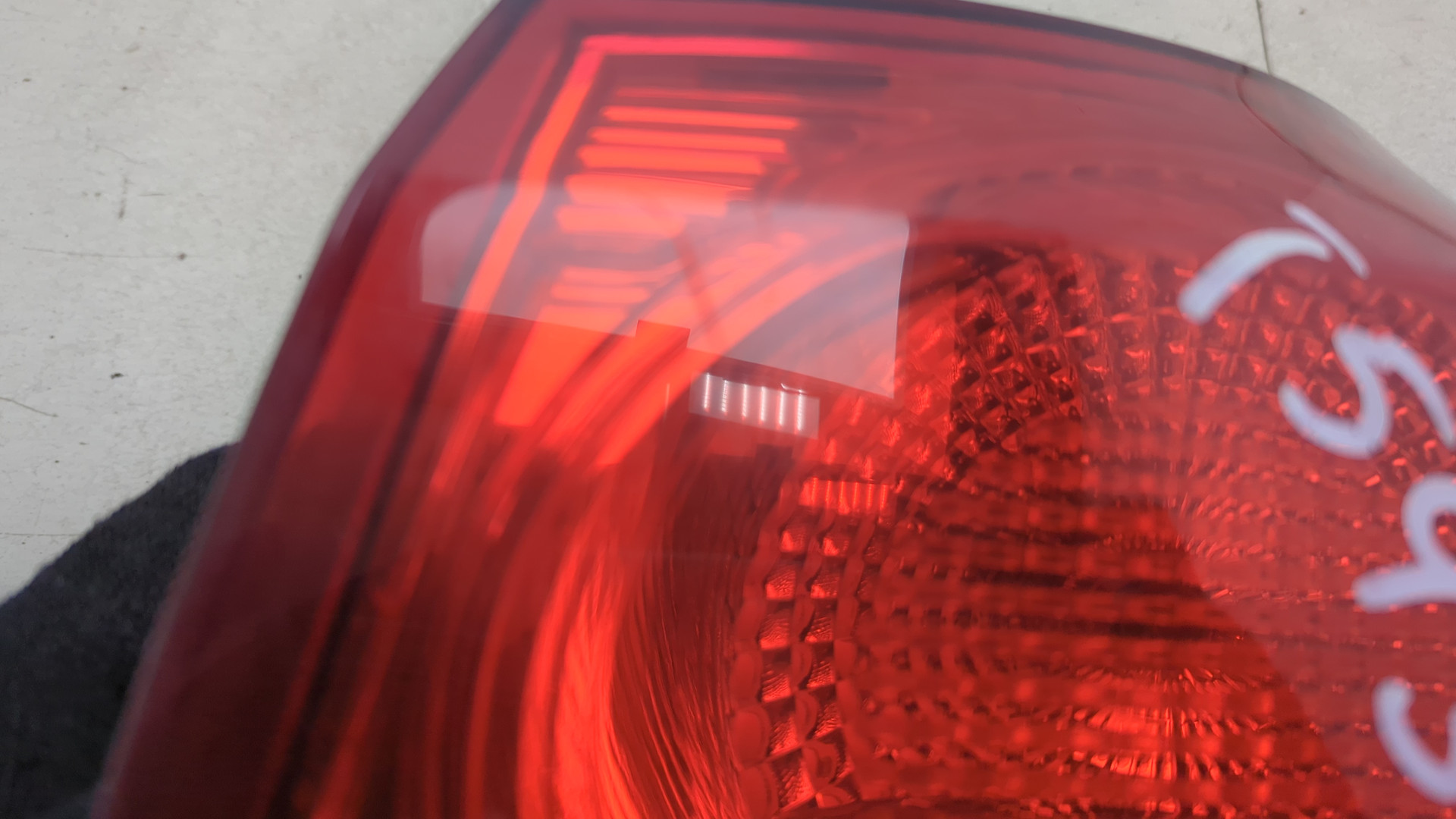 Фонарь задний правый