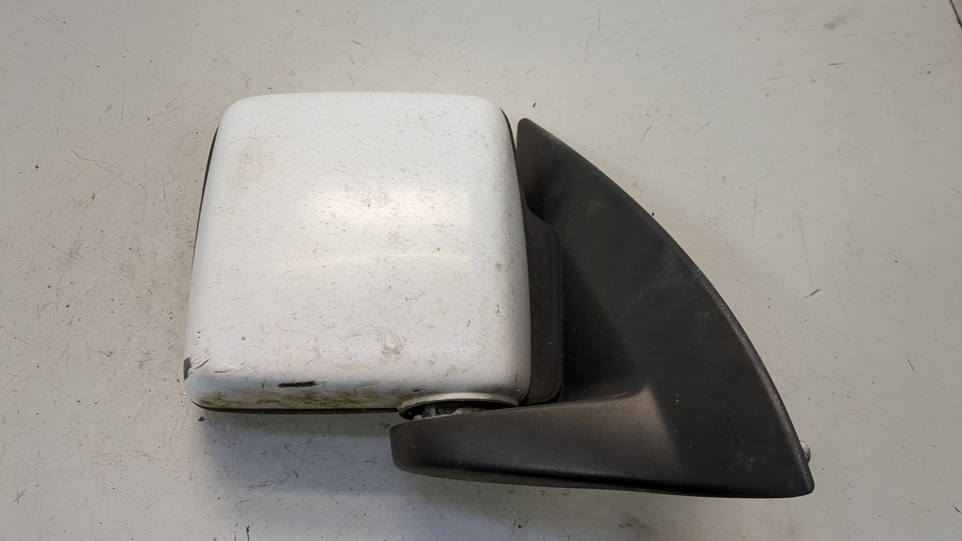 Зеркало правое электрическое