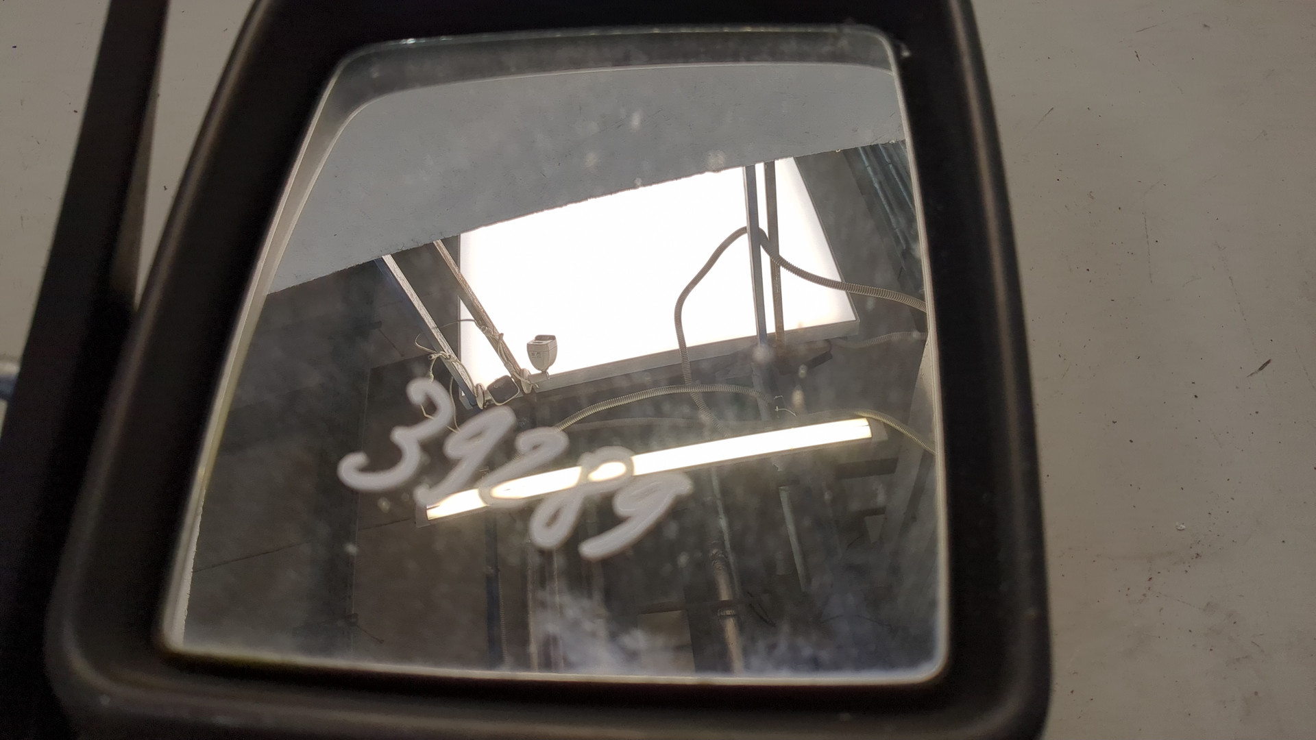 Зеркало правое электрическое