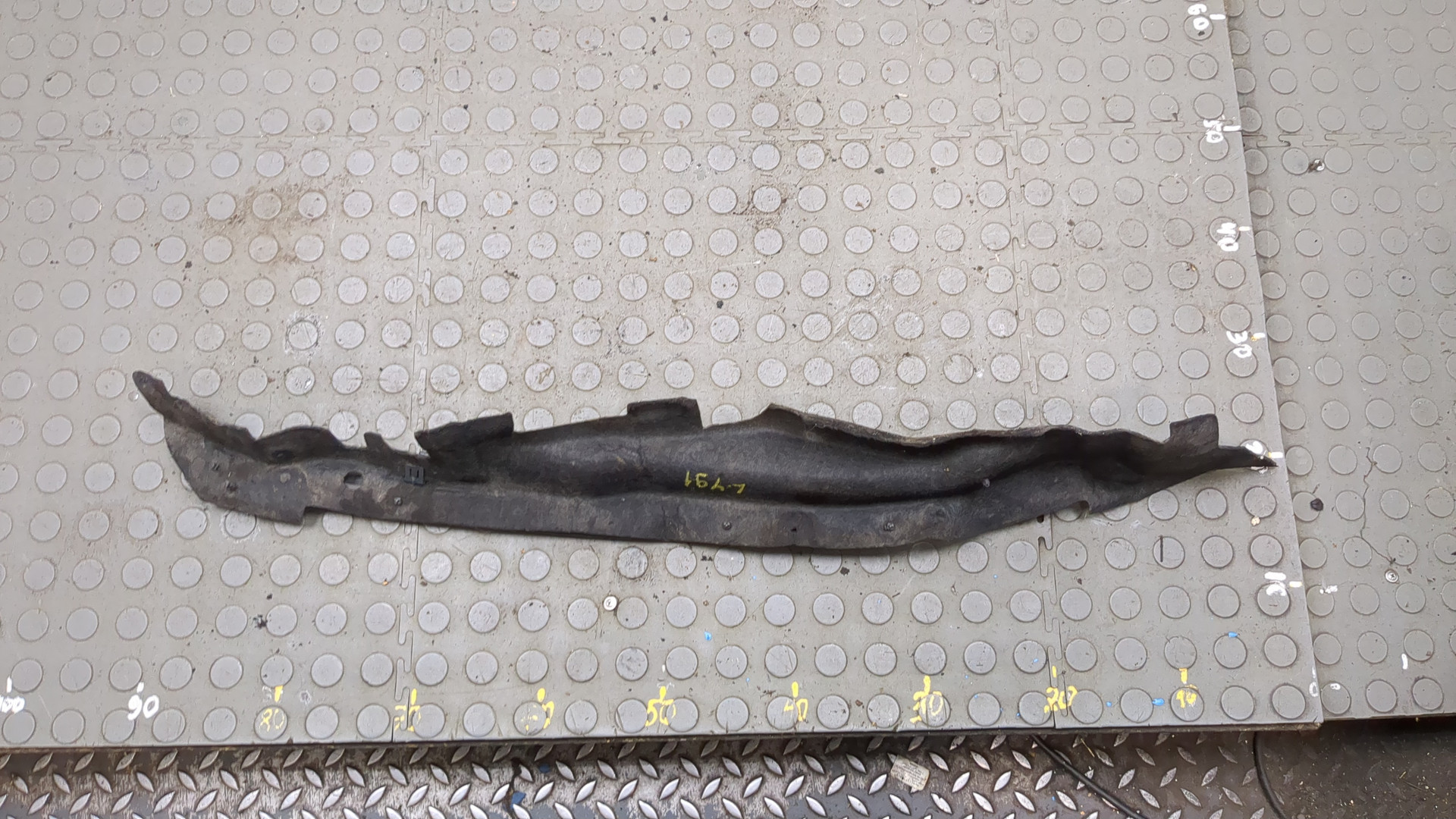 Локер передний левый