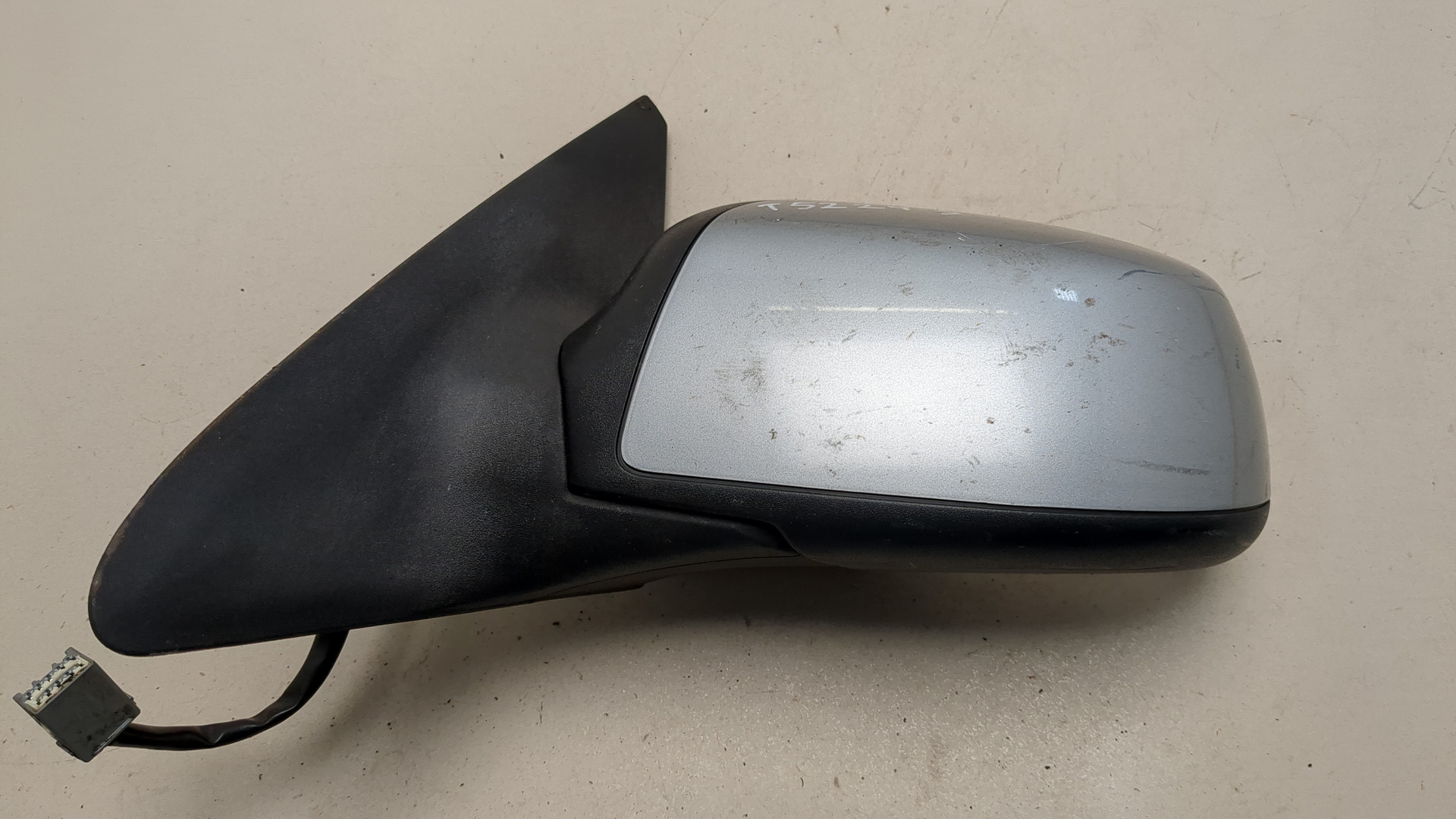 Зеркало левое электрическое